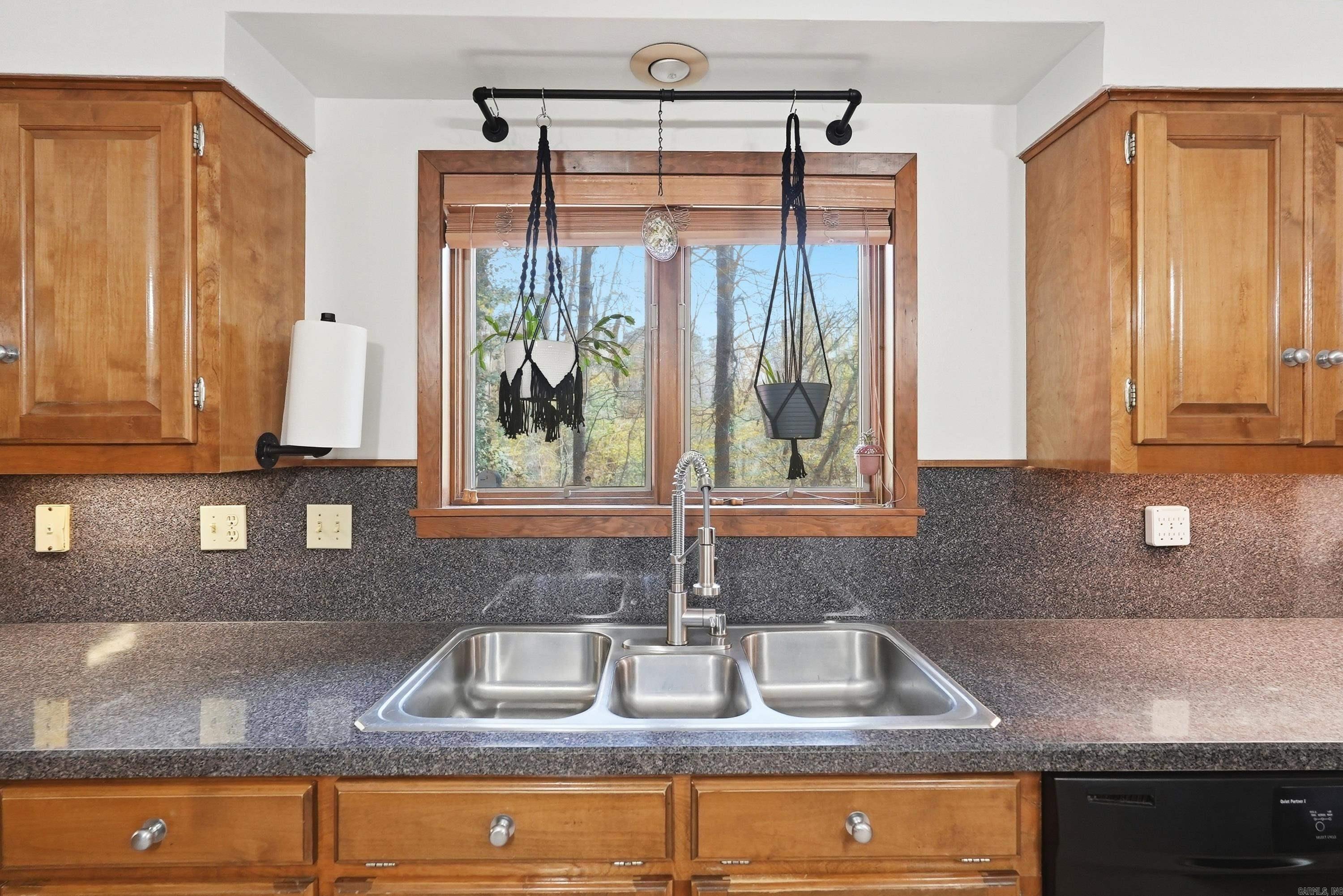 WELLINGTON POINTE - Residential