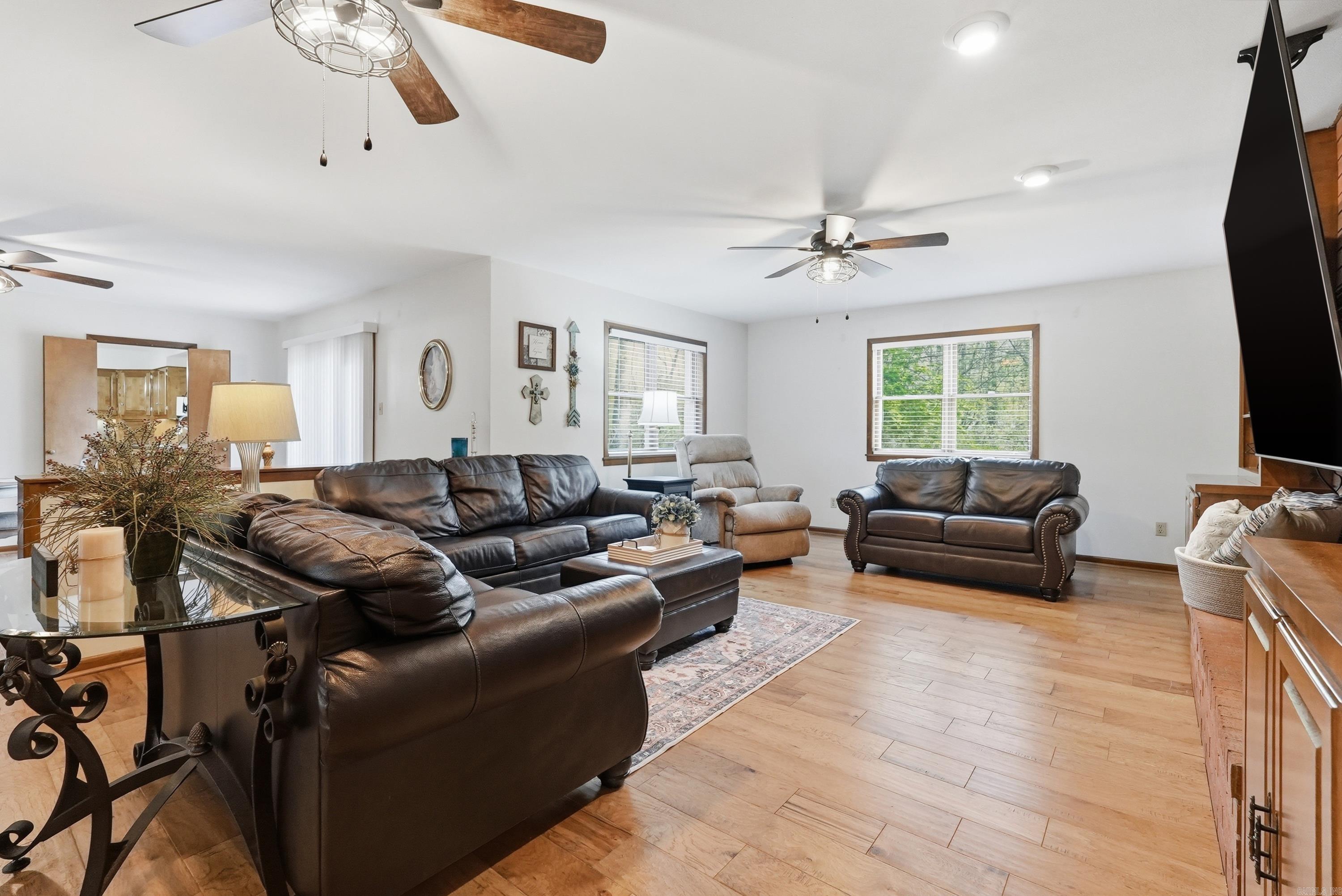 WELLINGTON POINTE - Residential