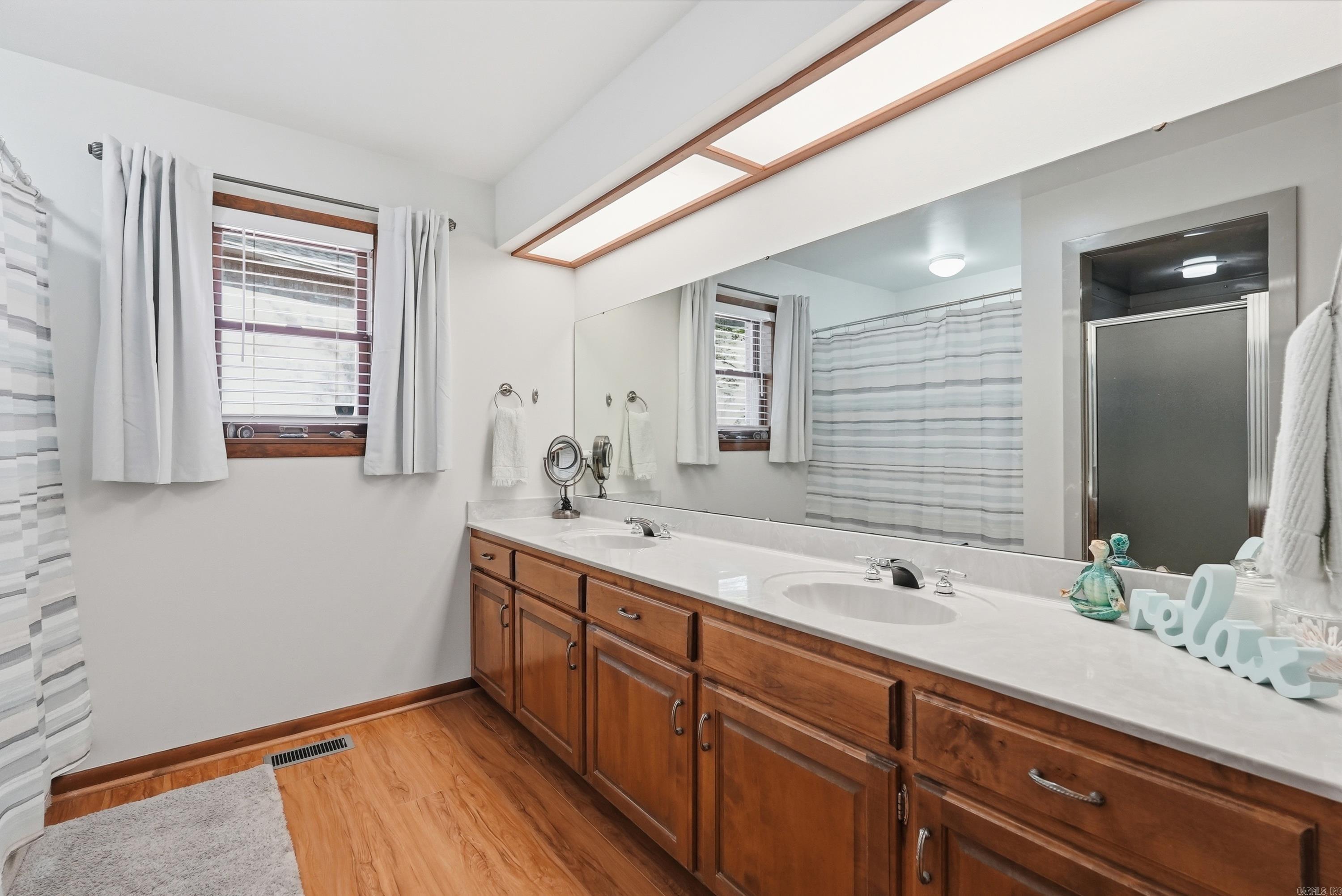 WELLINGTON POINTE - Residential