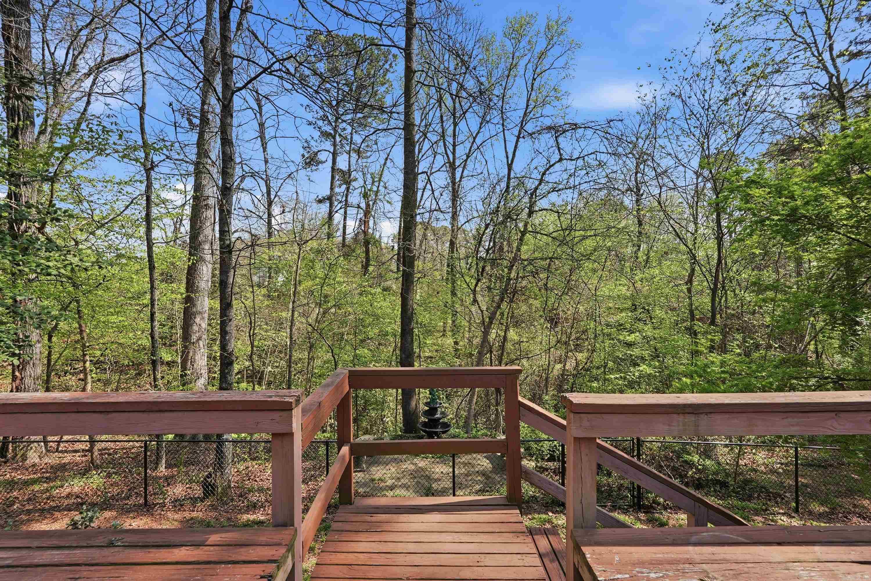 WELLINGTON POINTE - Residential