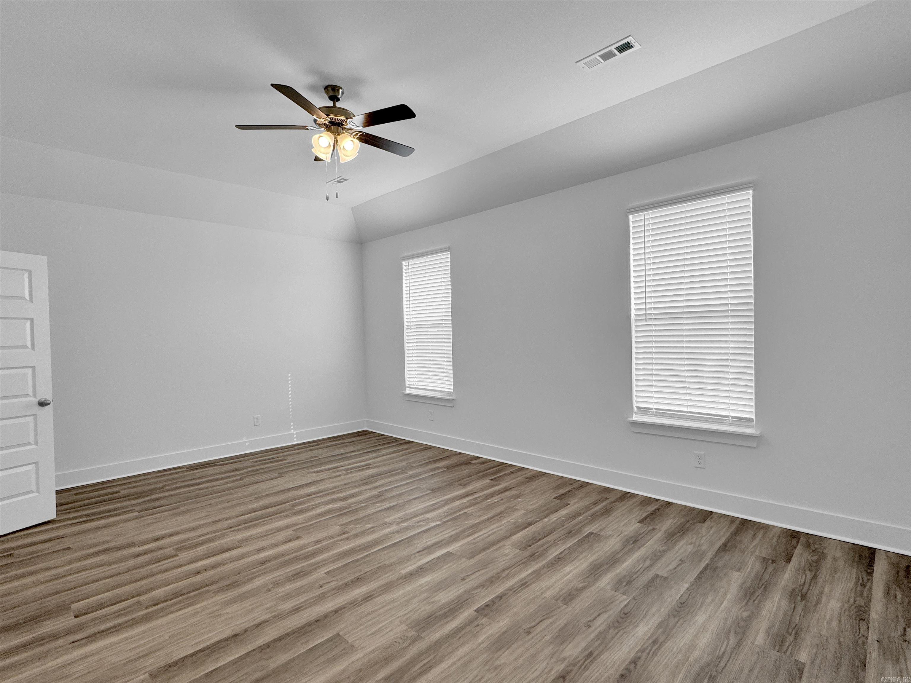 THE RESERVE AT COUNTRY CLUB PHAS - Residential