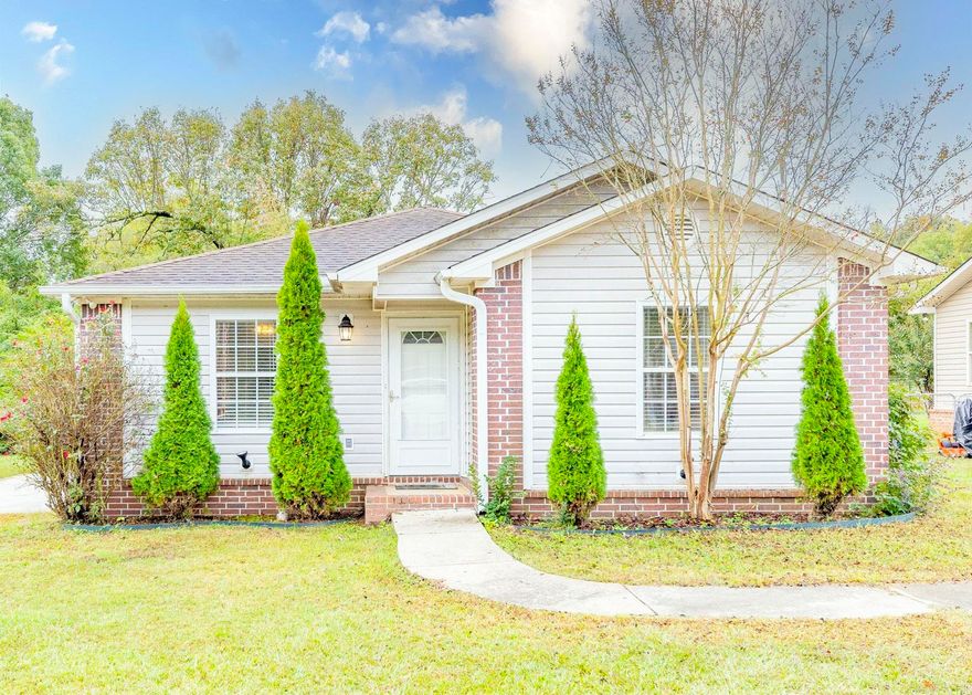 Welcome to this cozy move-in ready home located just off AR-35 and close to all downtown Sheridan has to offer. Featuring an open floor plan, the living room is spacious and the kitchen/dining combo features plenty of dining space & a walk in pantry. Down the hall, you'll find 3 bedrooms and 2 bathrooms. The fully fenced backyard offers privacy and has a covered patio for entertaining. This cutie is ready for new owners and the location can't be beat - just minutes away from Sheridan schools and a quick commute to Little Rock. Schedule your showing today! Agents, see remarks.