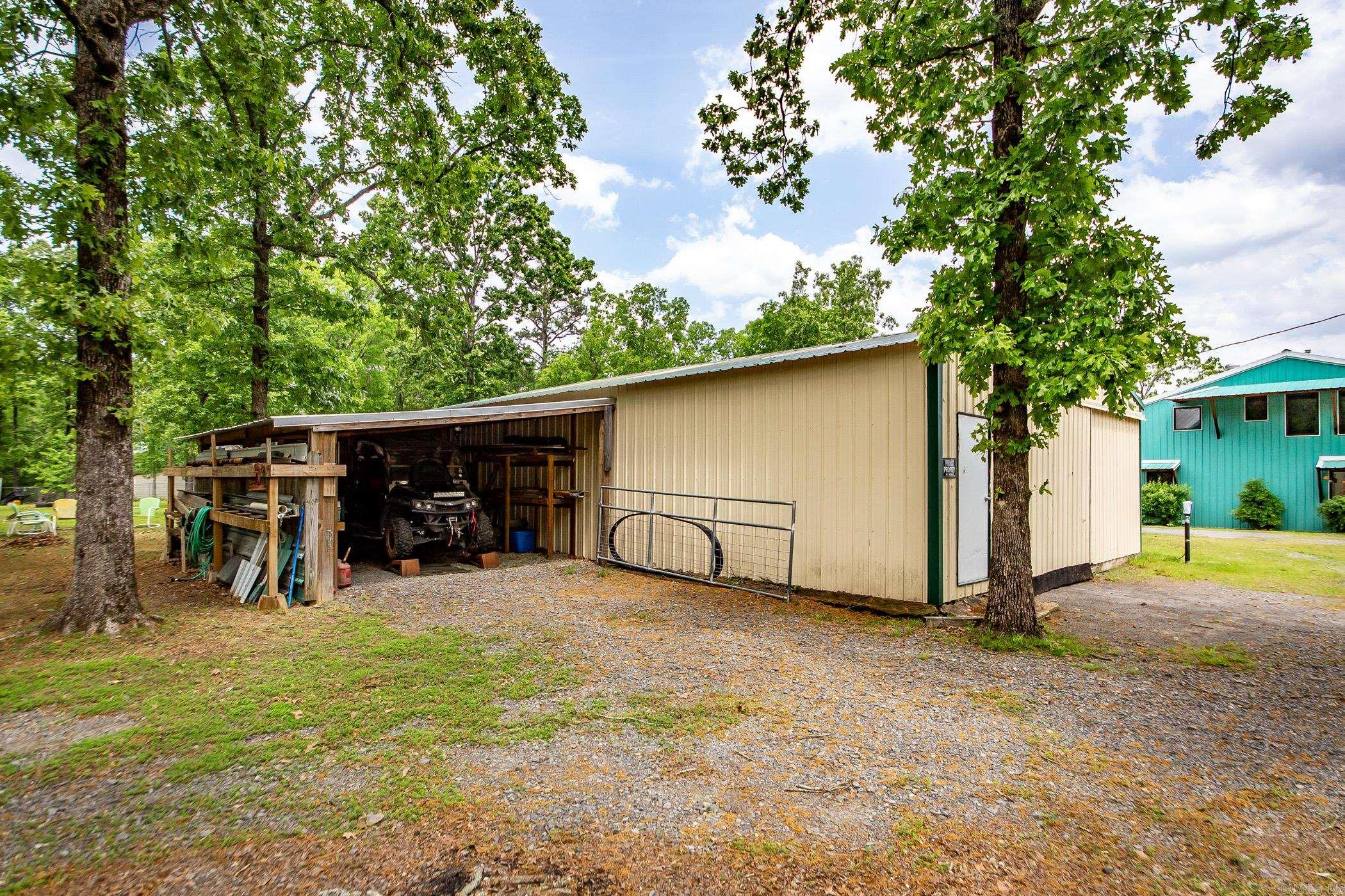 Lakeshore Hills-Andersons Lake - Residential