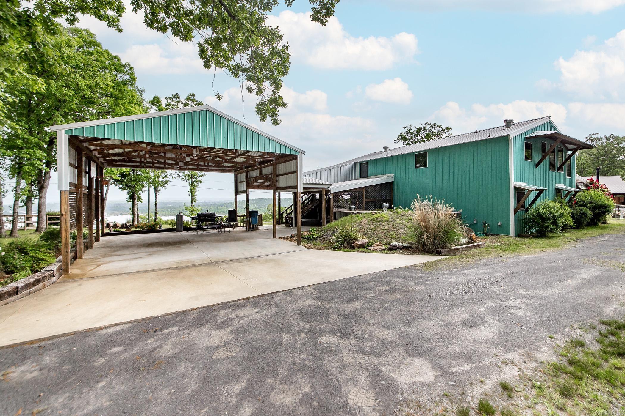 Lakeshore Hills-Andersons Lake - Residential