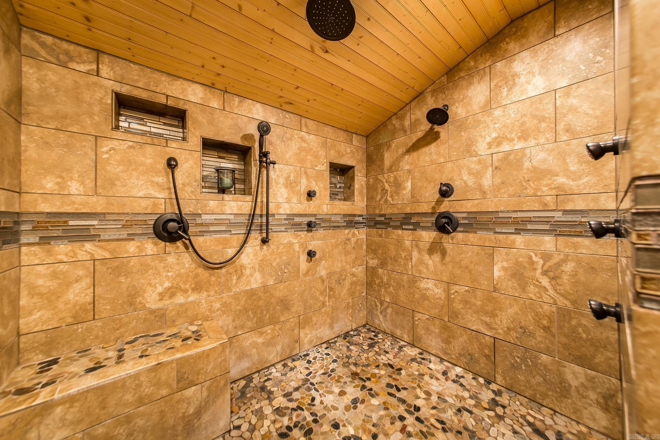 Lakeshore Hills-Andersons Lake - Residential
