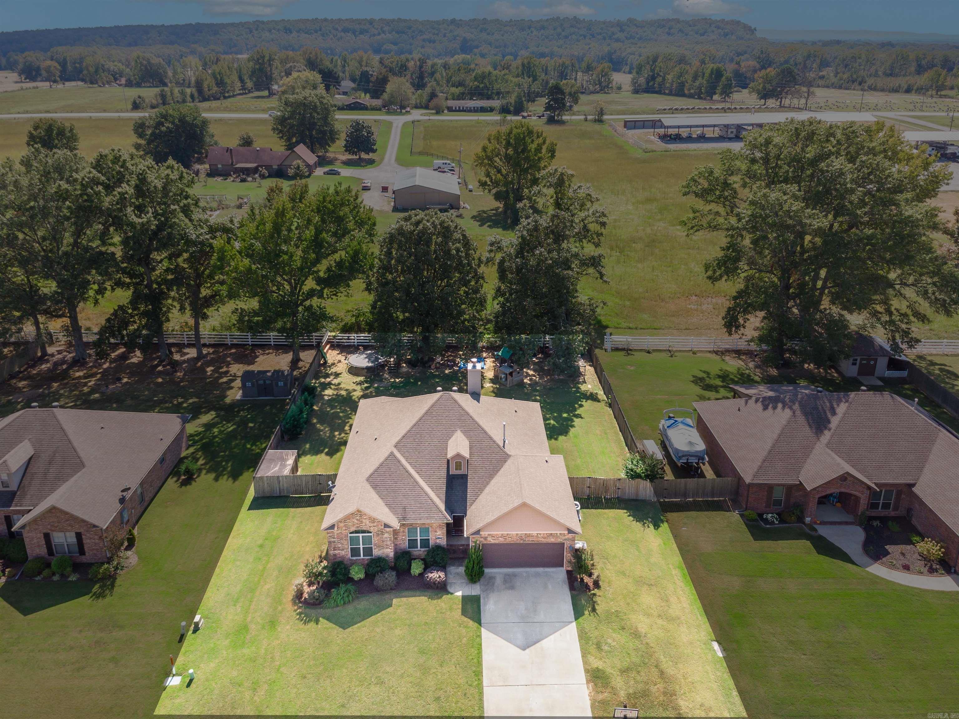 Saddle Creek - Residential