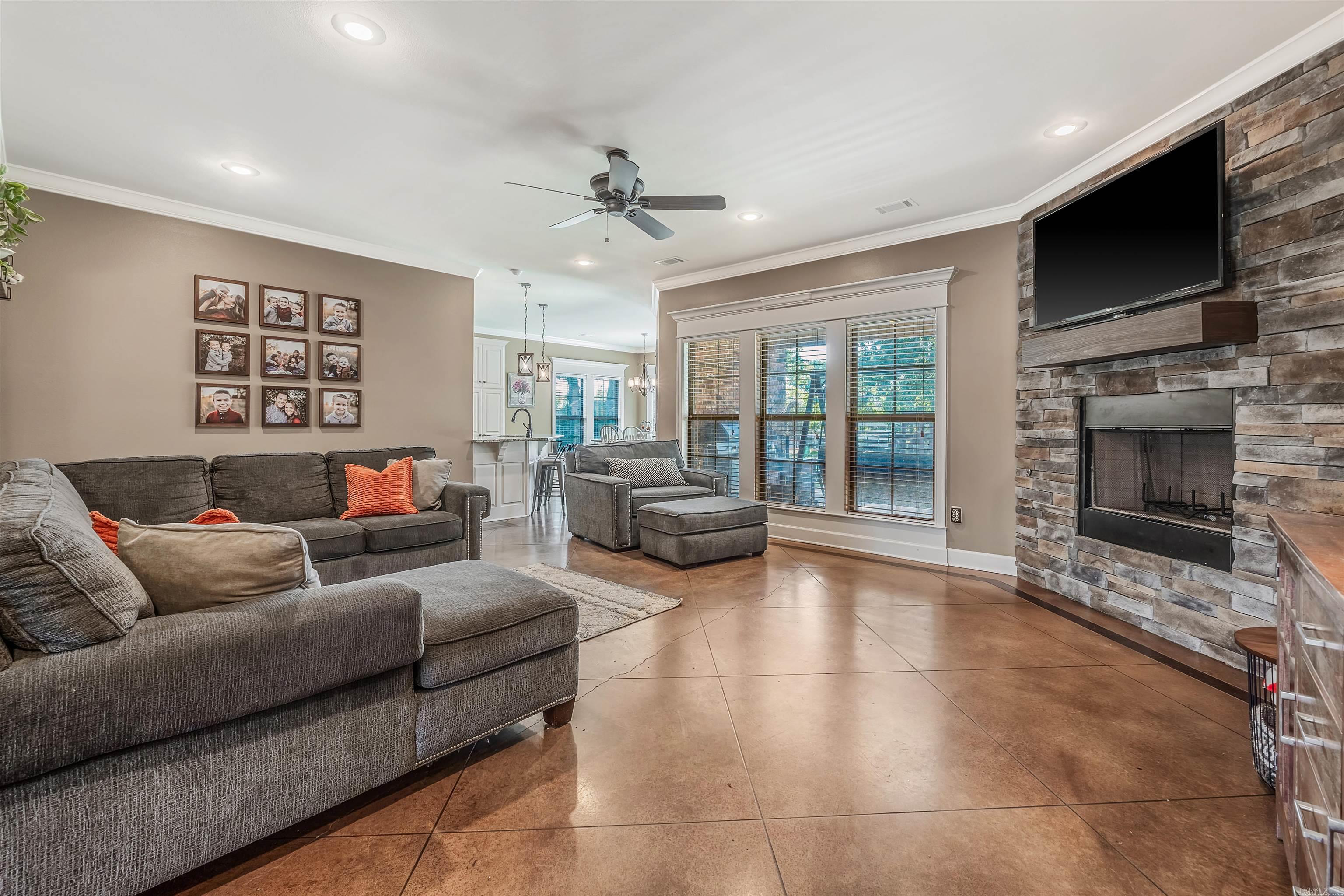 Saddle Creek - Residential