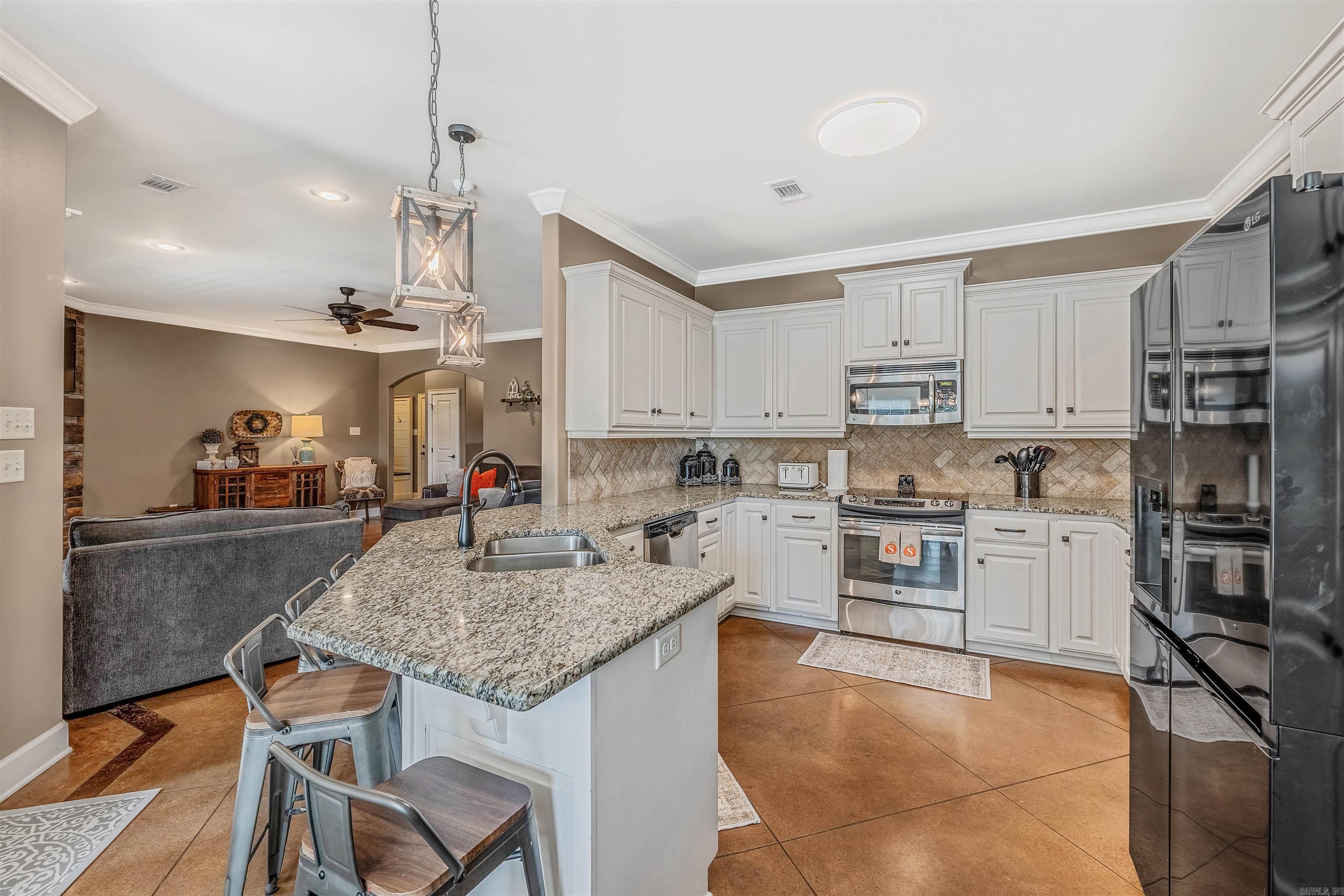 Saddle Creek - Residential