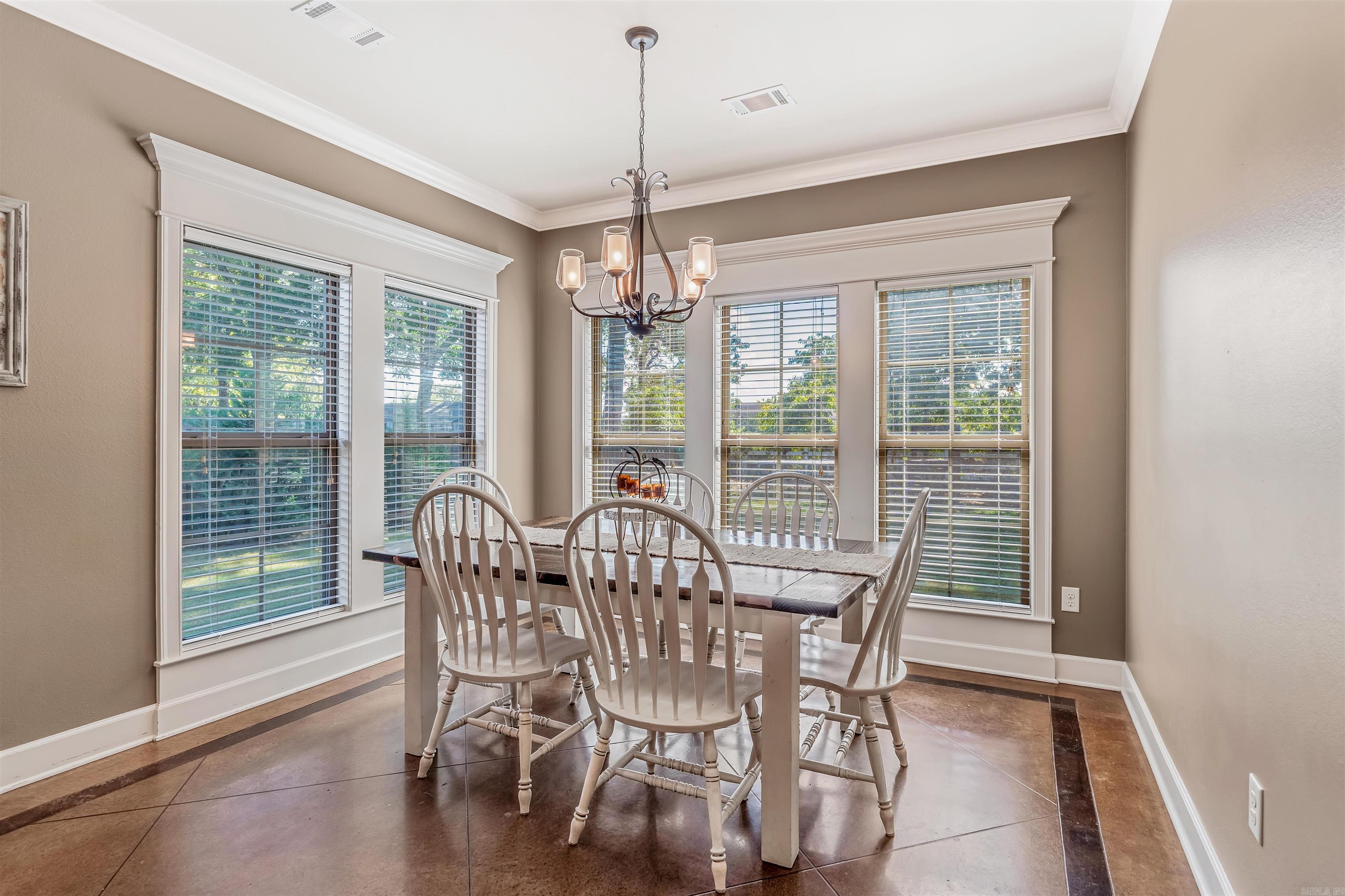 Saddle Creek - Residential