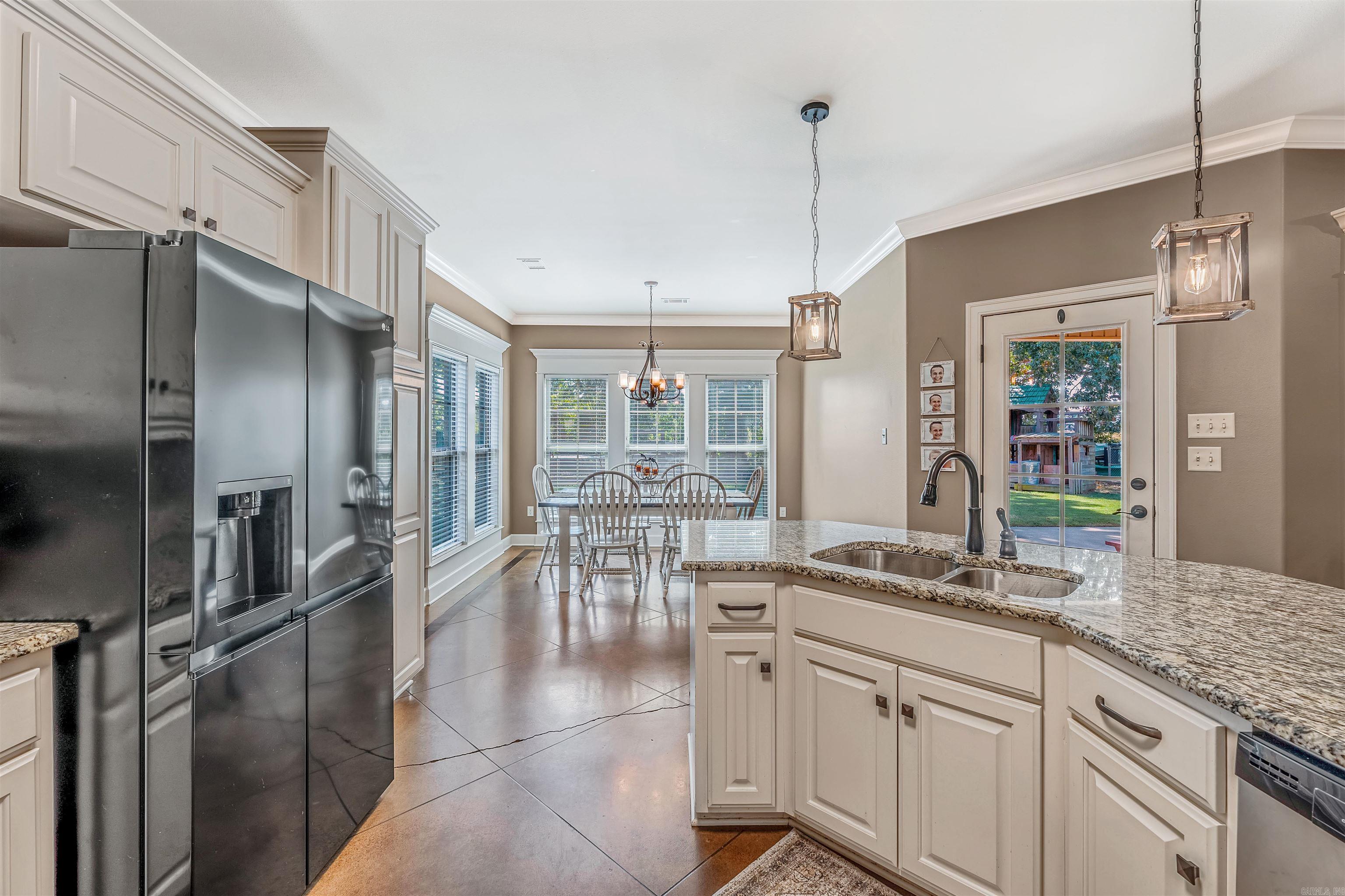 Saddle Creek - Residential