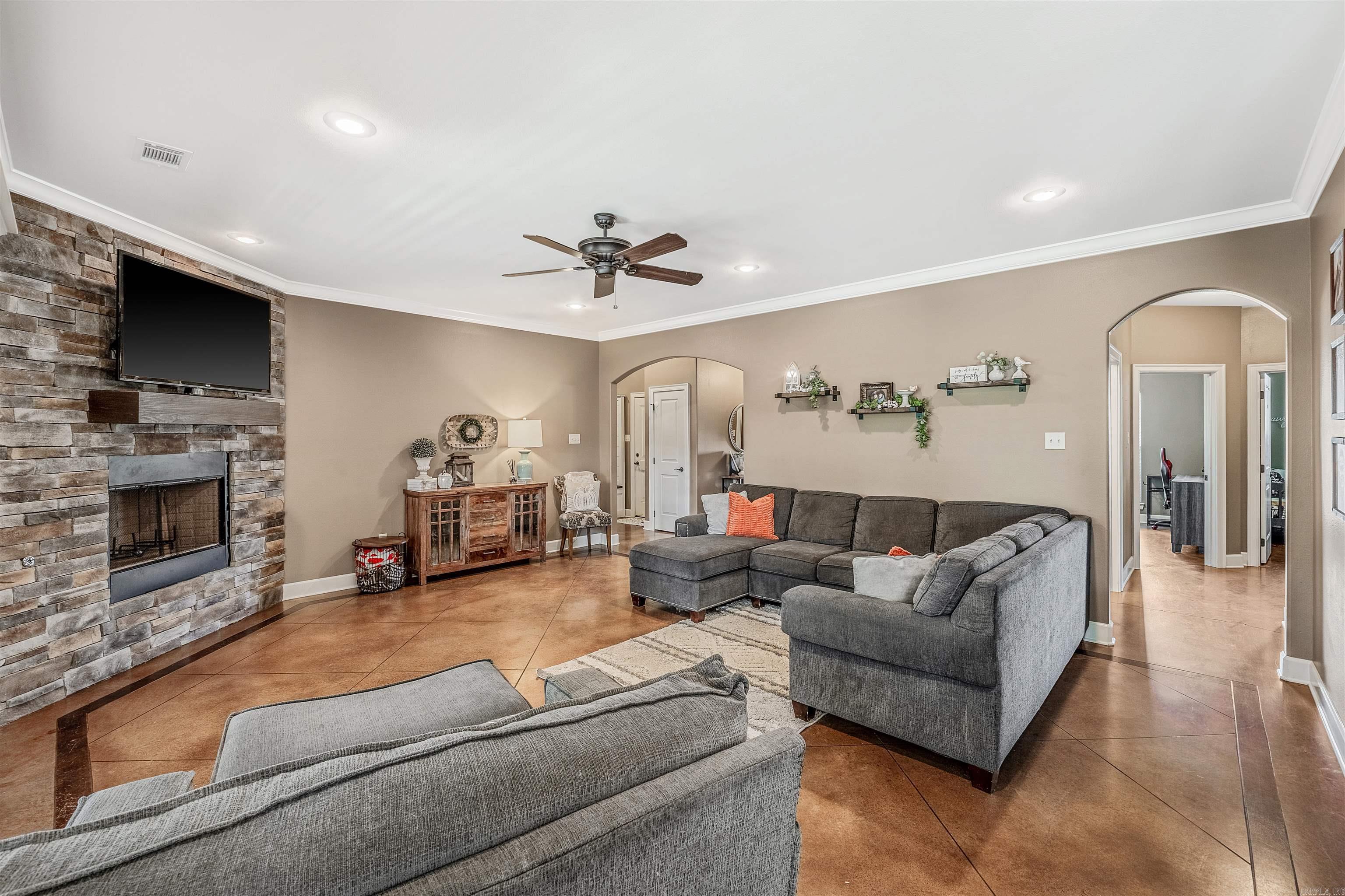 Saddle Creek - Residential