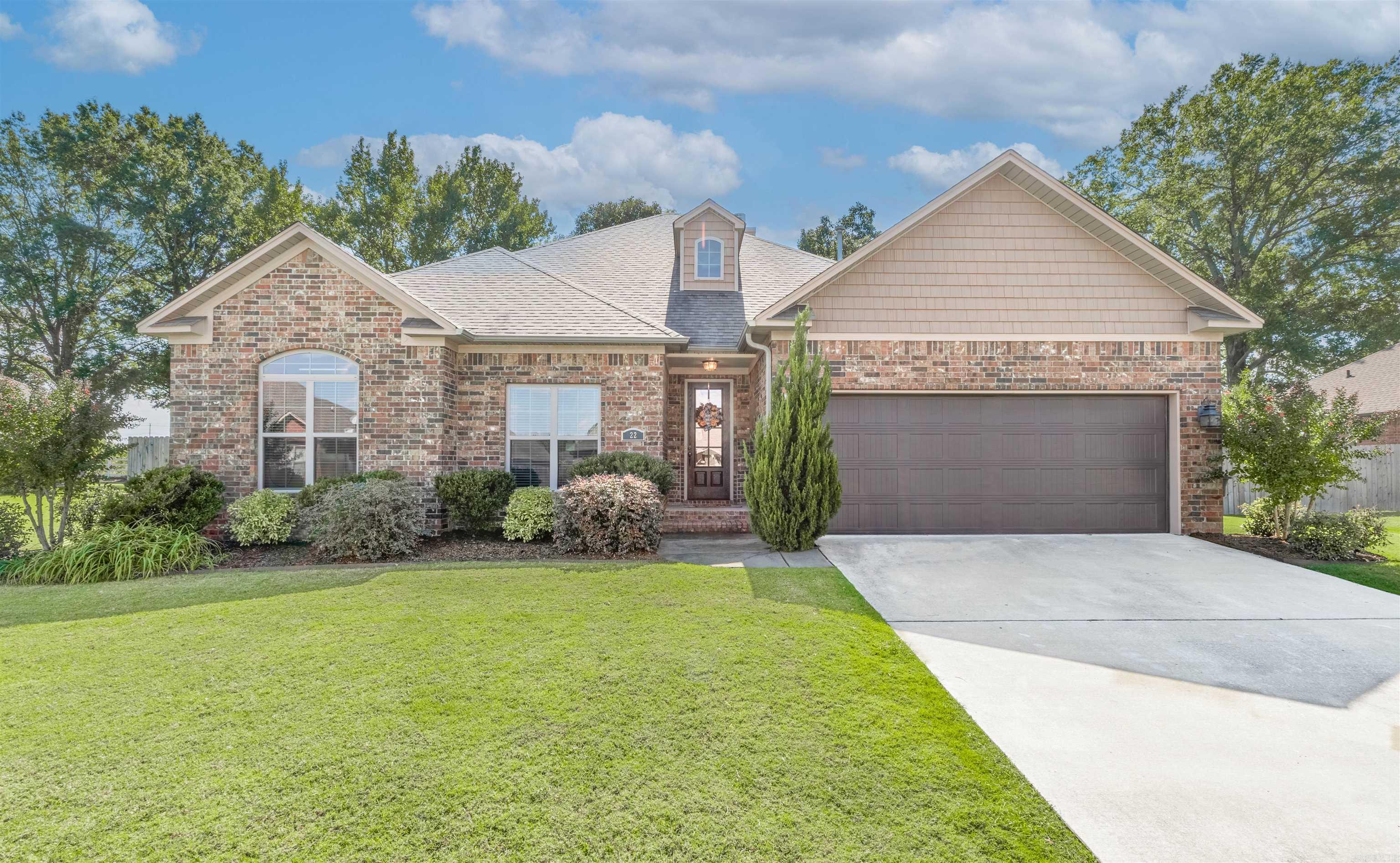 Saddle Creek - Residential