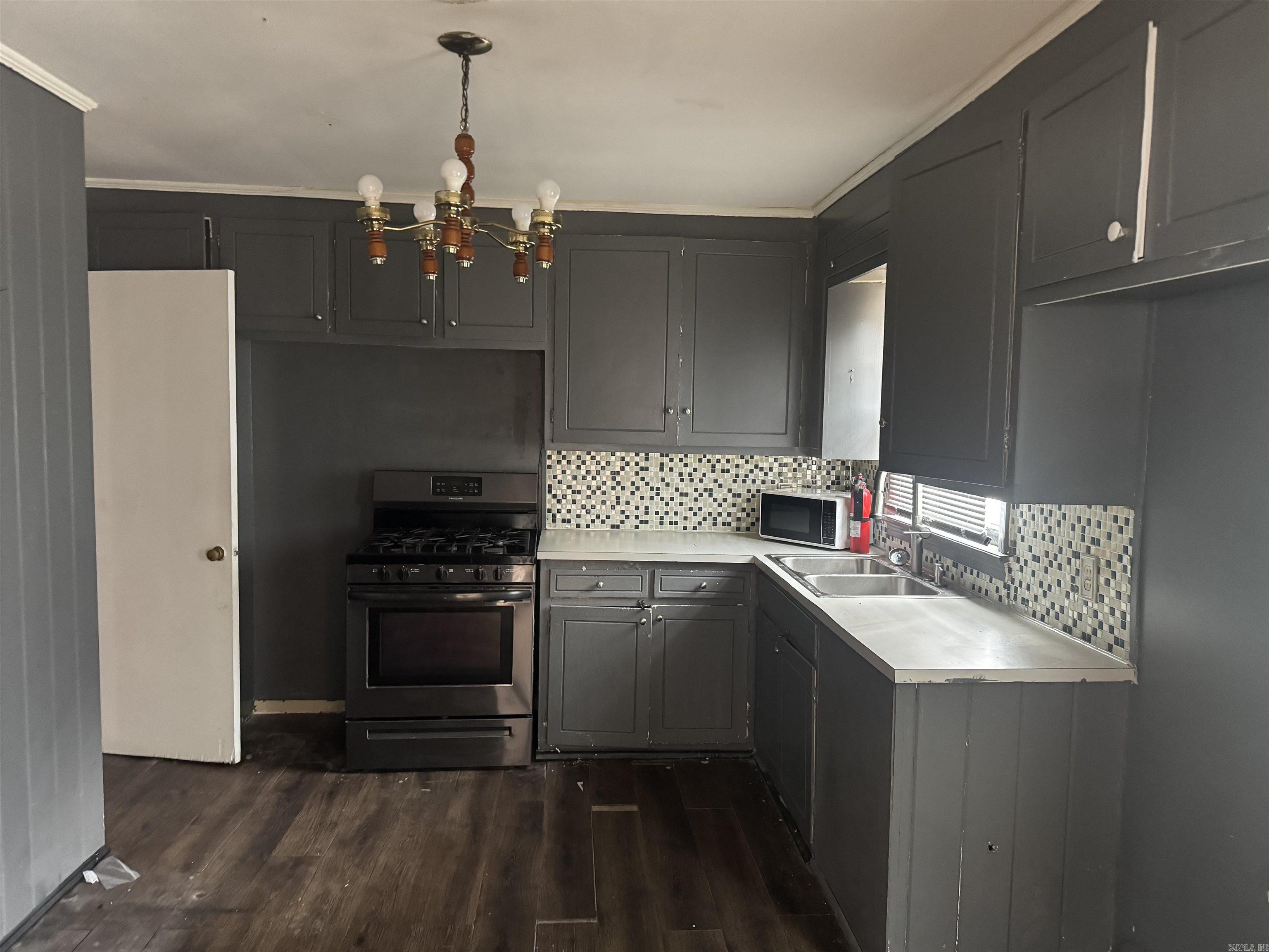 Roberts Resurvey - Residential