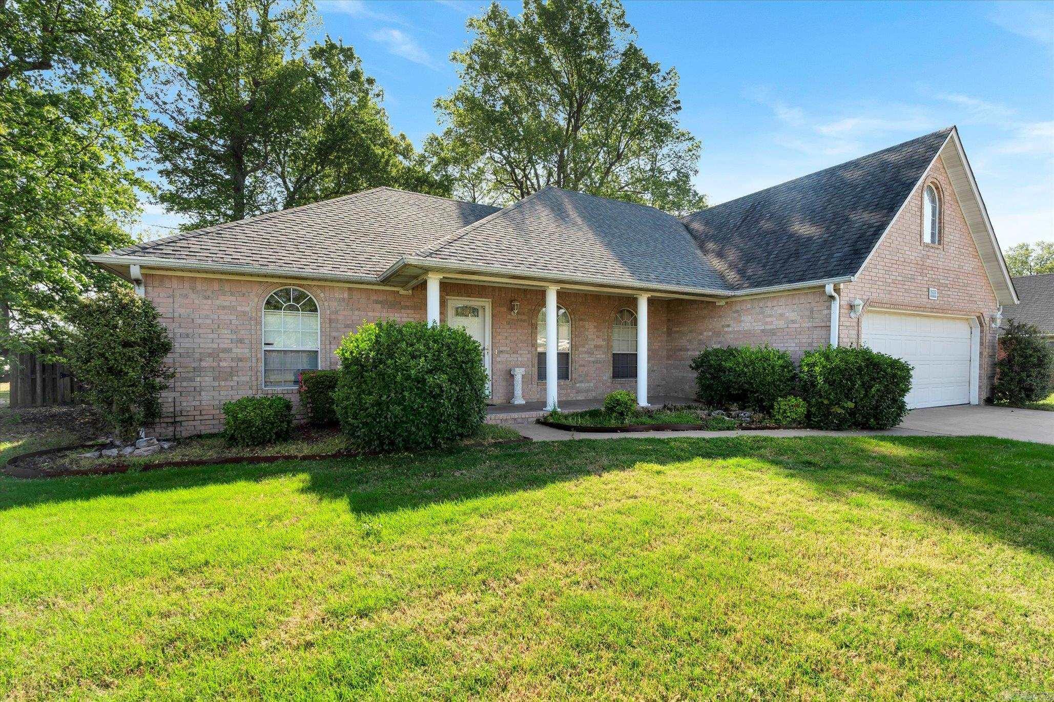 CARRIAGE HILL - Residential