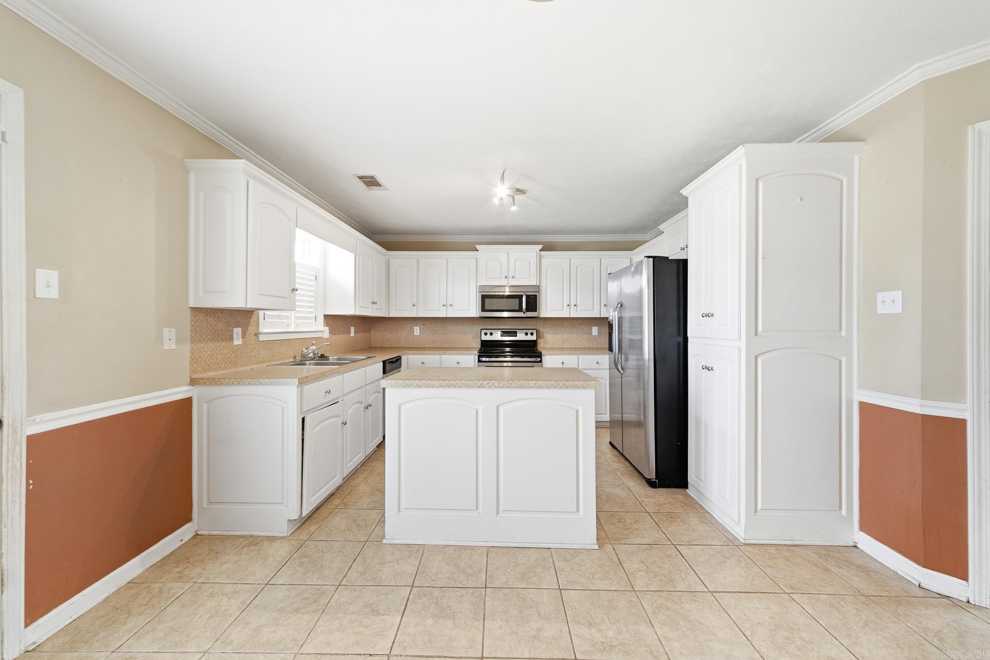 MOON RIDGE ESTATES - Residential