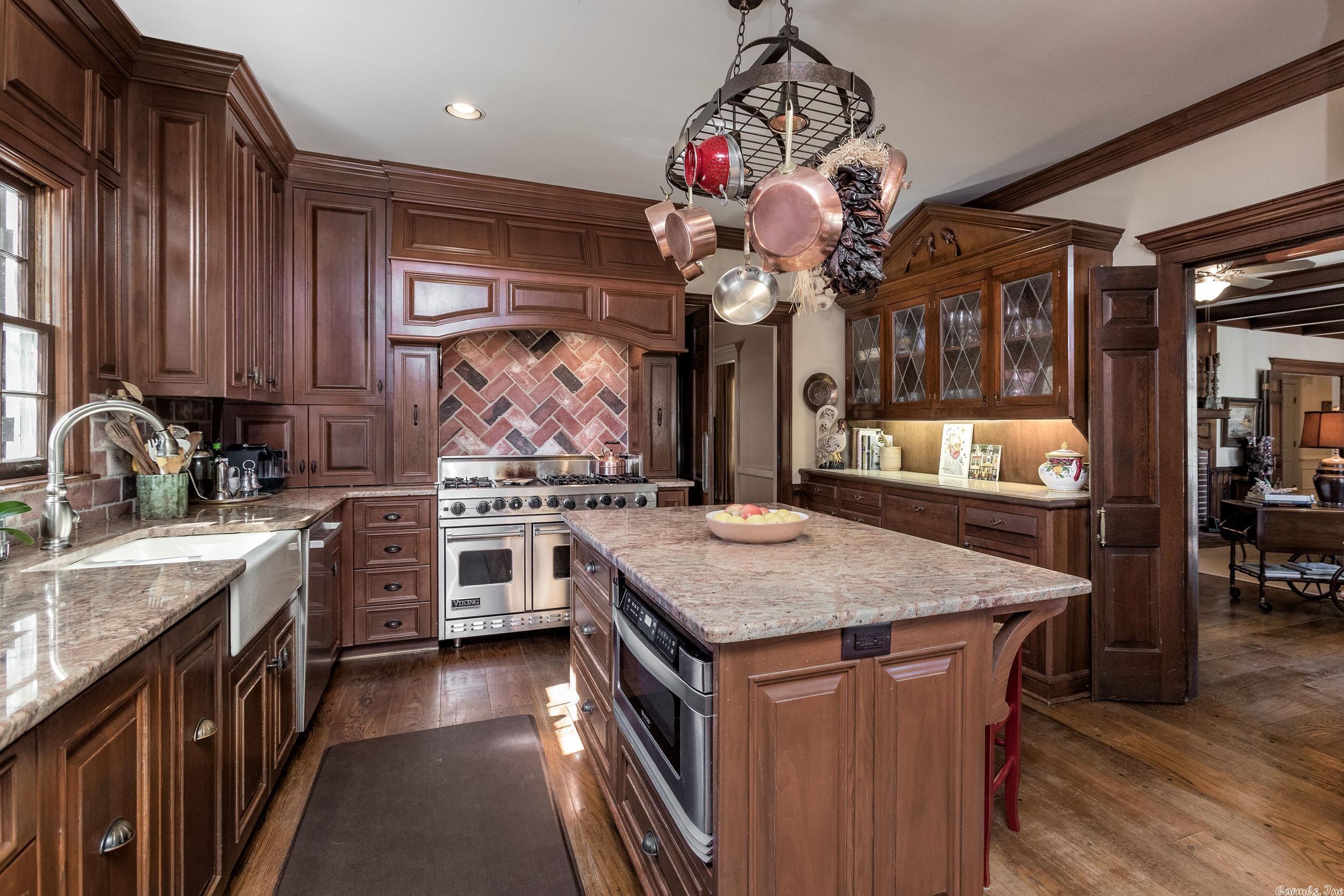 PLEASANT VALLEY - Residential