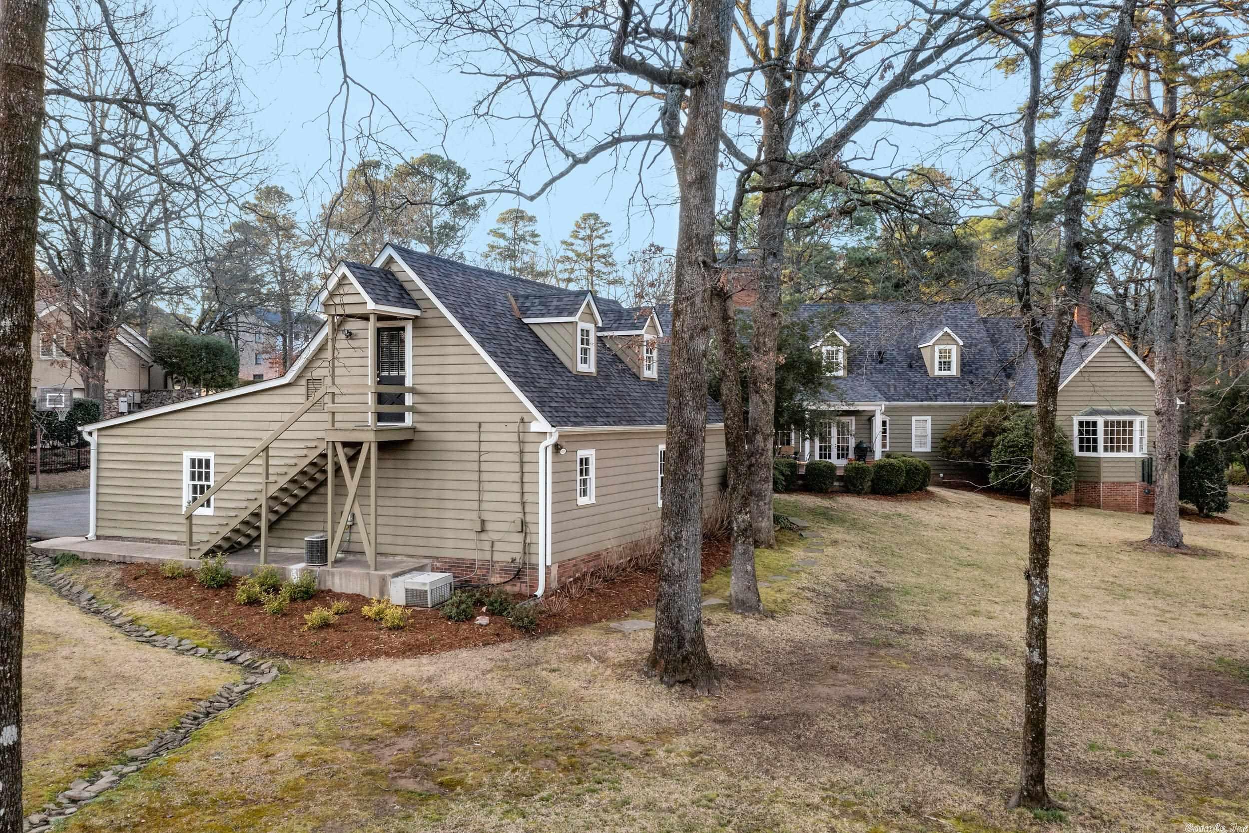 PLEASANT VALLEY - Residential