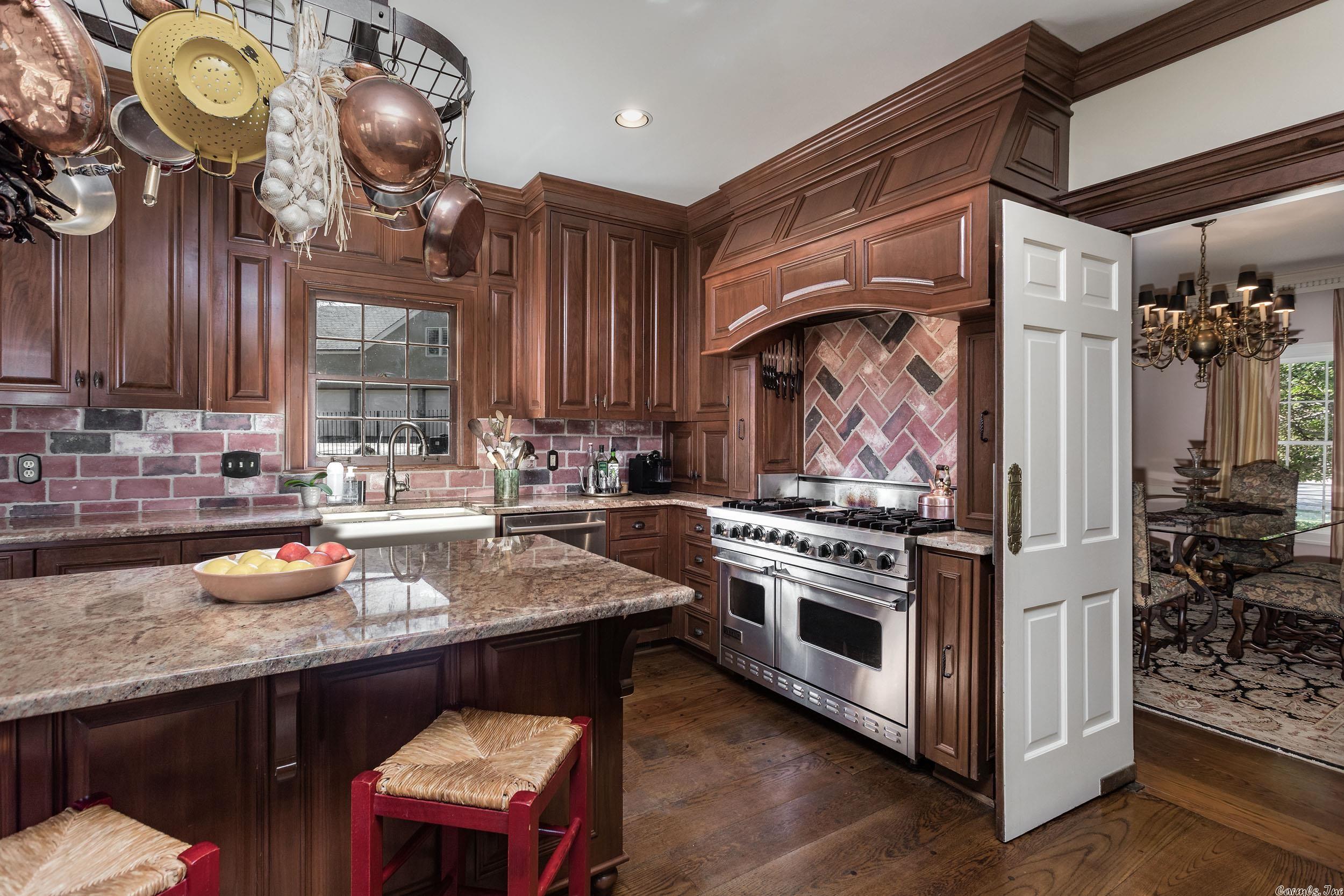 PLEASANT VALLEY - Residential
