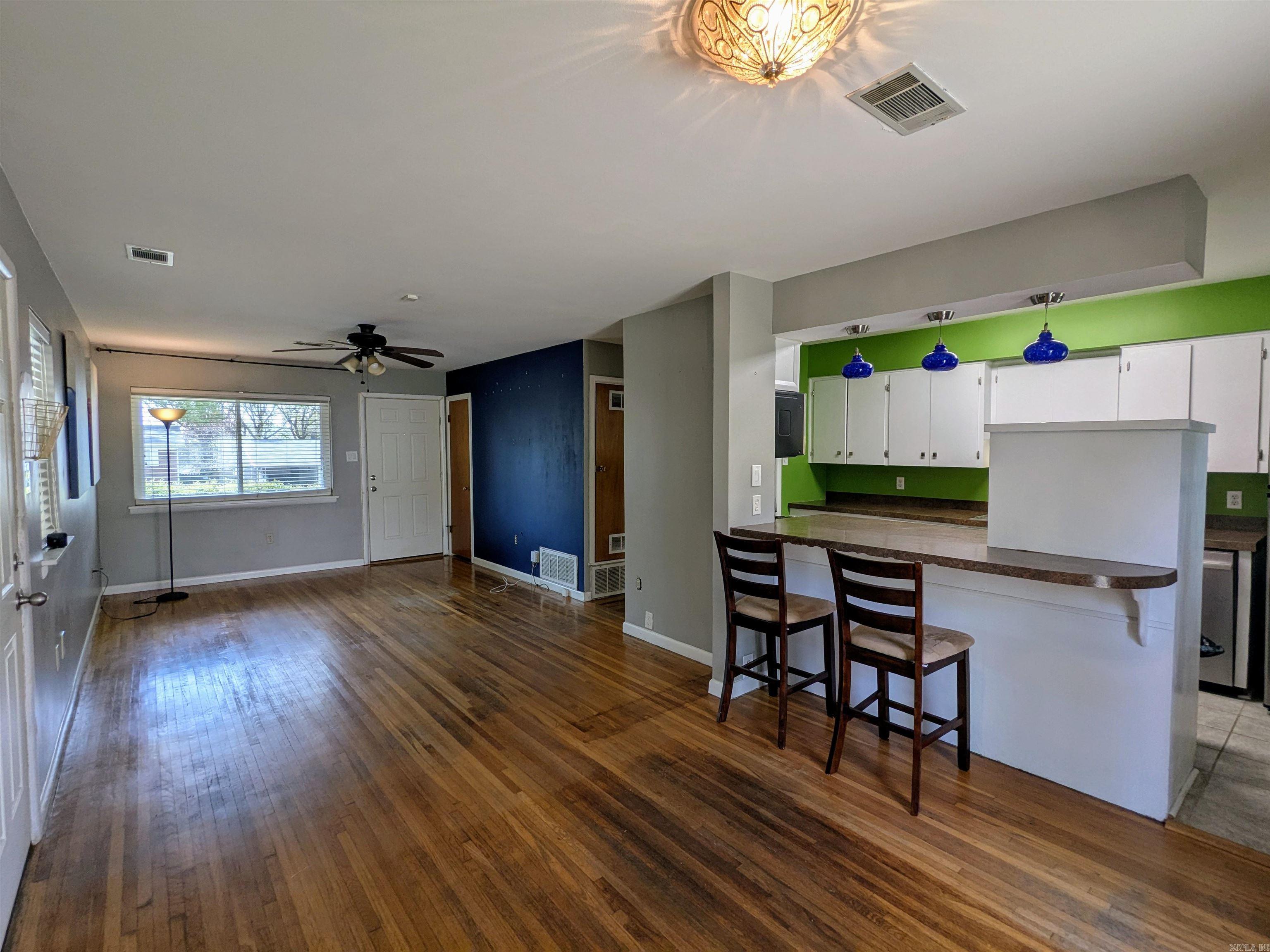 HILLSIDE - Residential