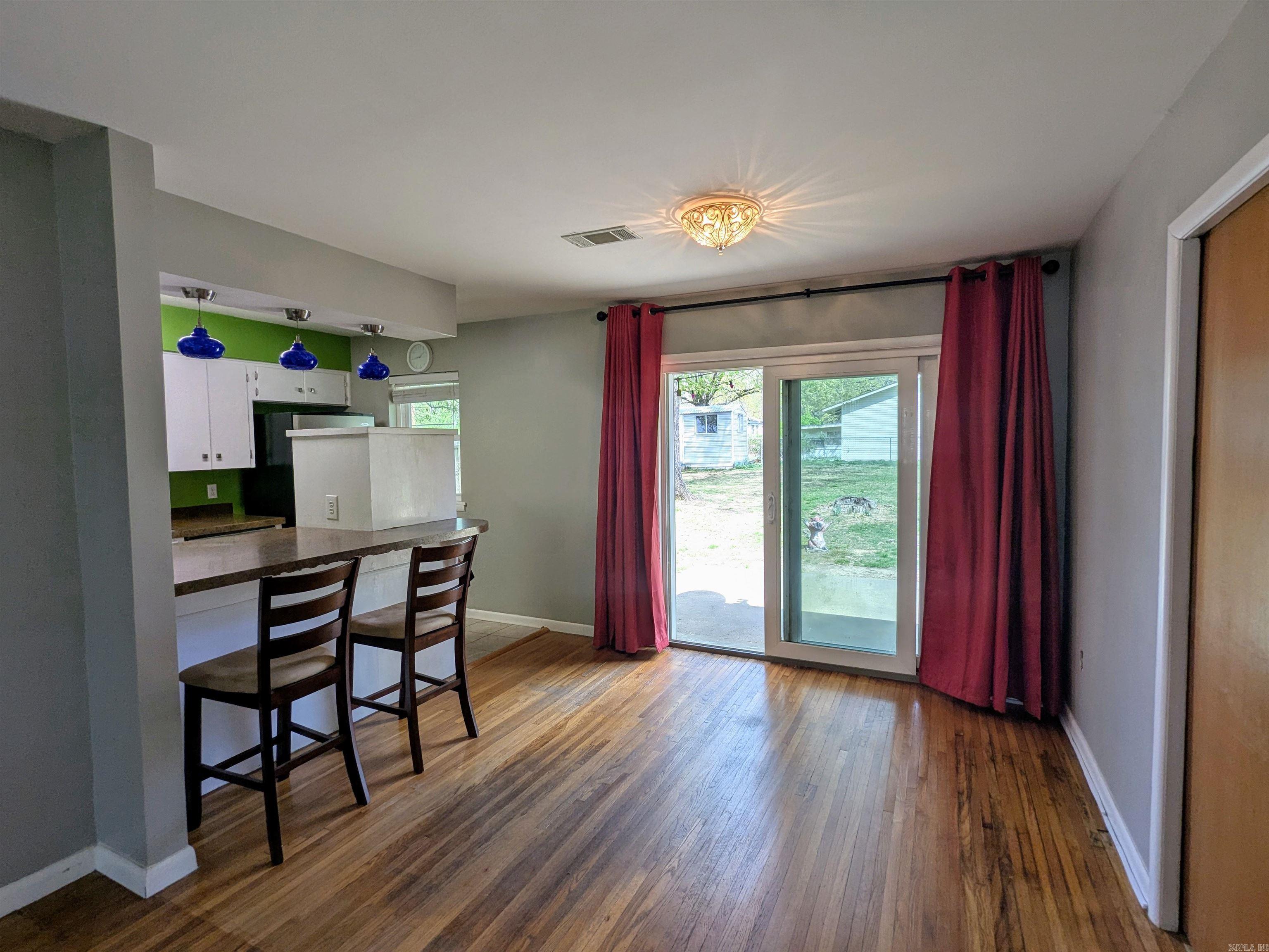 HILLSIDE - Residential