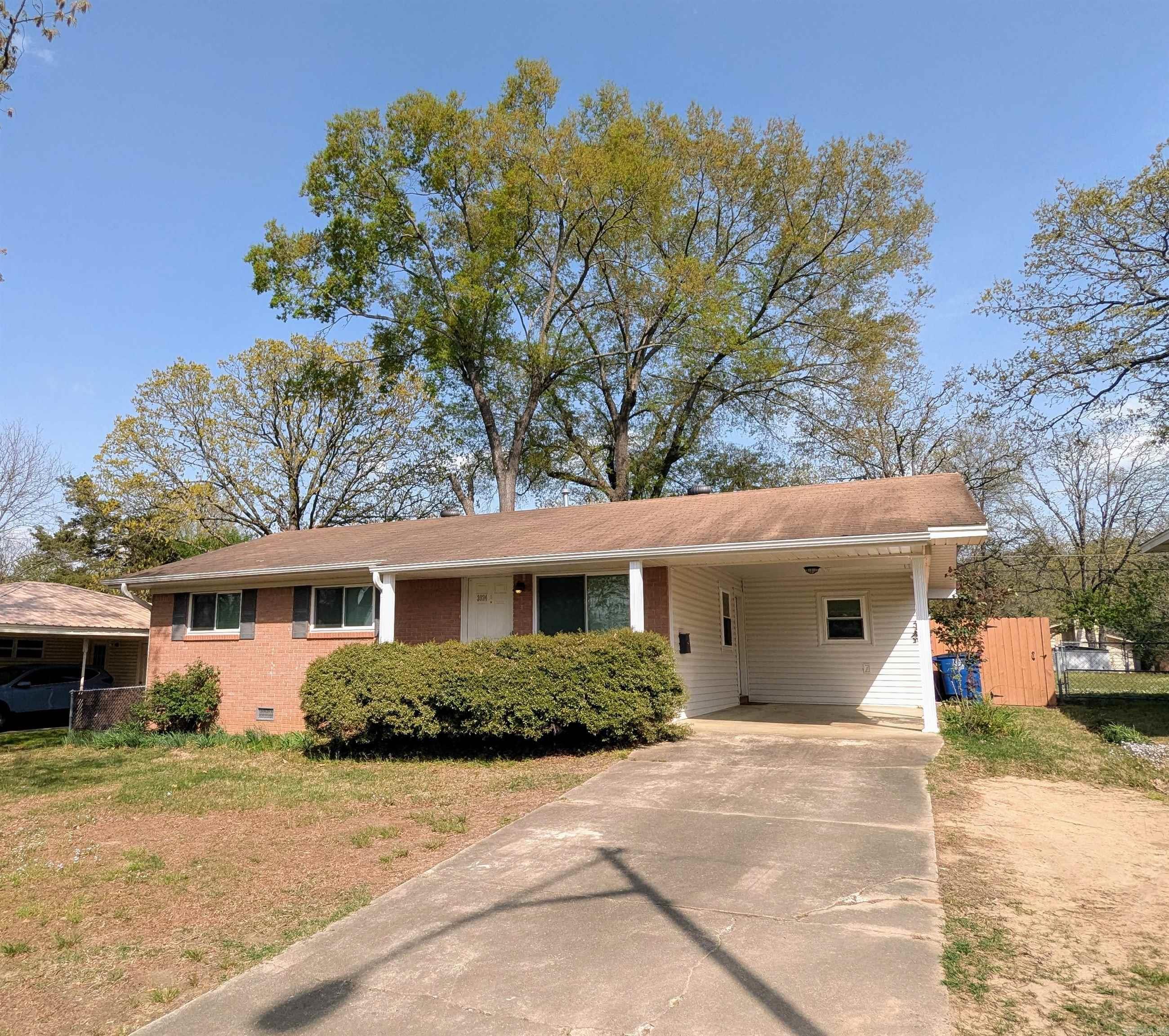 HILLSIDE - Residential