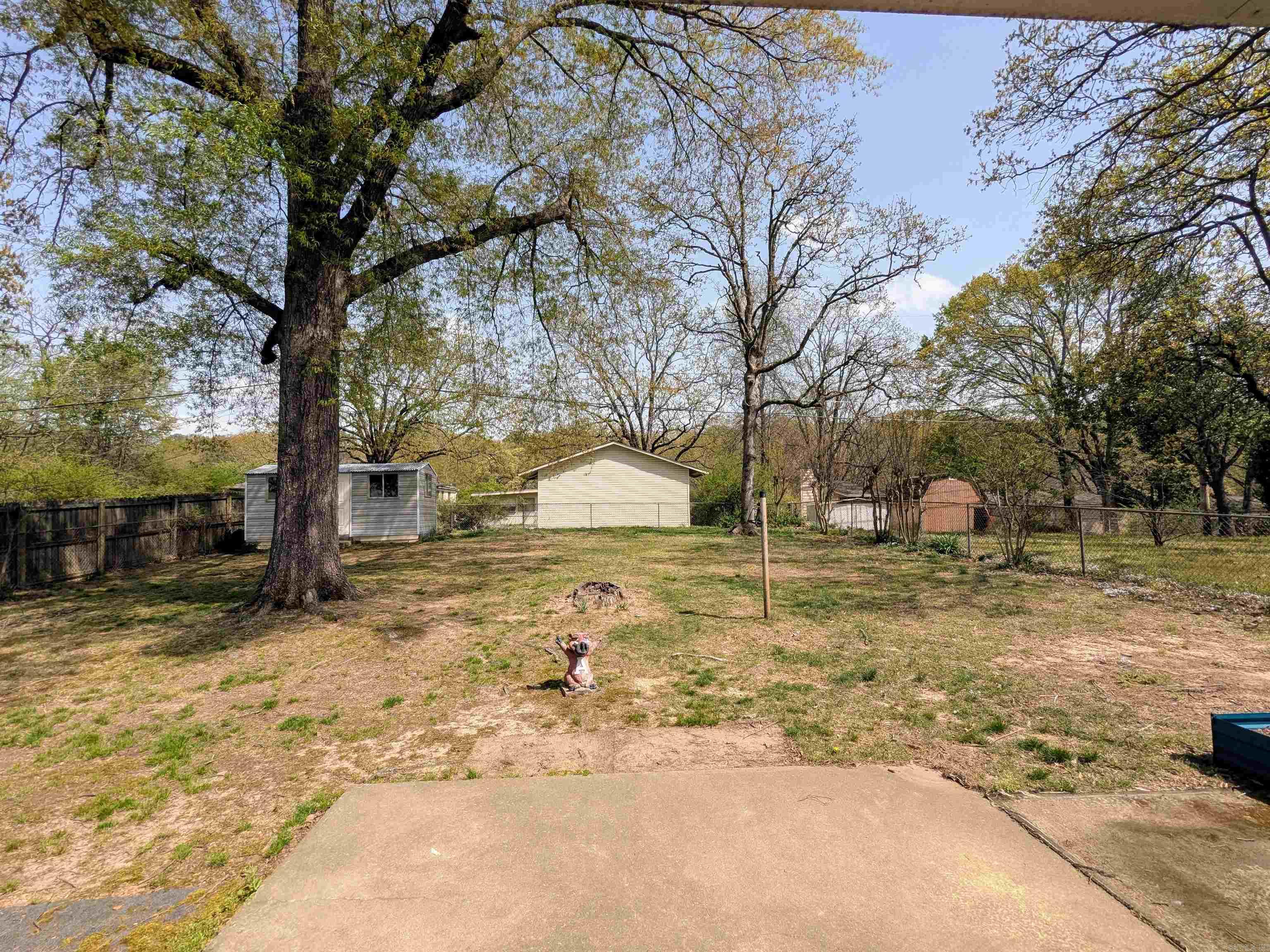 HILLSIDE - Residential