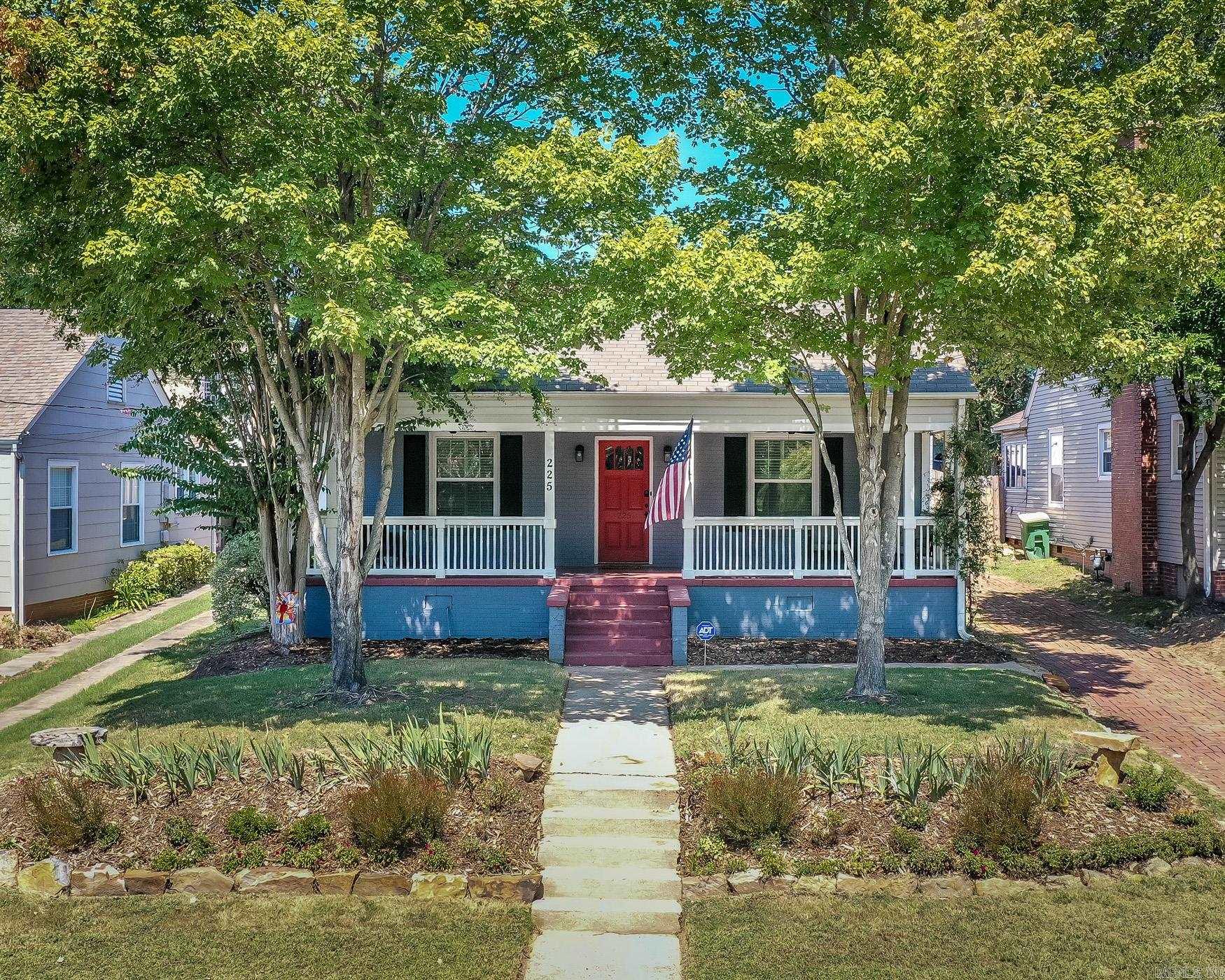 This beautifully updated home offers the perfect blend of character and modern convenience! Providing all the space you need for comfortable living and entertaining. From the moment you step out of your car youāre welcomed by ornate flowerbeds surrounding the large covered front porch. Inside, youāll find two inviting living areasāone with a cozy fireplace and another with custom built-in shelving, ideal for a home library, media space, or family room. A formal dining area off of the kitchen which is bright and functional with new appliances, back splash and granite countertops, updated finishes, & plenty of storage. An oversized primary bdrm & en suite, with walk-in shower, is privately nestled in the rear of the home. 2 spacious guest rooms share a full bath. Step outside to enjoy the fully fenced backyard complete with a brand-new storage shed and room for gardening, entertaining, or play. Remodeled perfectly with multiple updates, new water heater, refinished hardwoods, plumbing & electrical upgrades, this home is truly move-in ready. Conveniently located near shopping, dining, & schools, it offers both charm and modern comfort in the highly sought after Park Hill neighborhood!