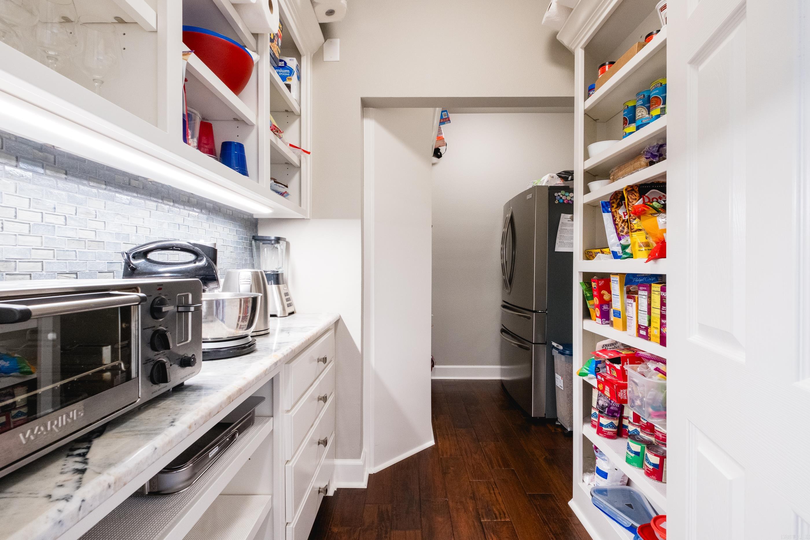 SHADY VALLEY - Residential