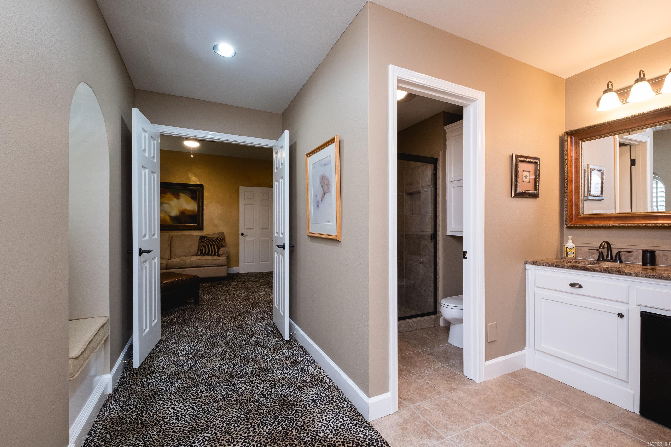 SHADY VALLEY - Residential