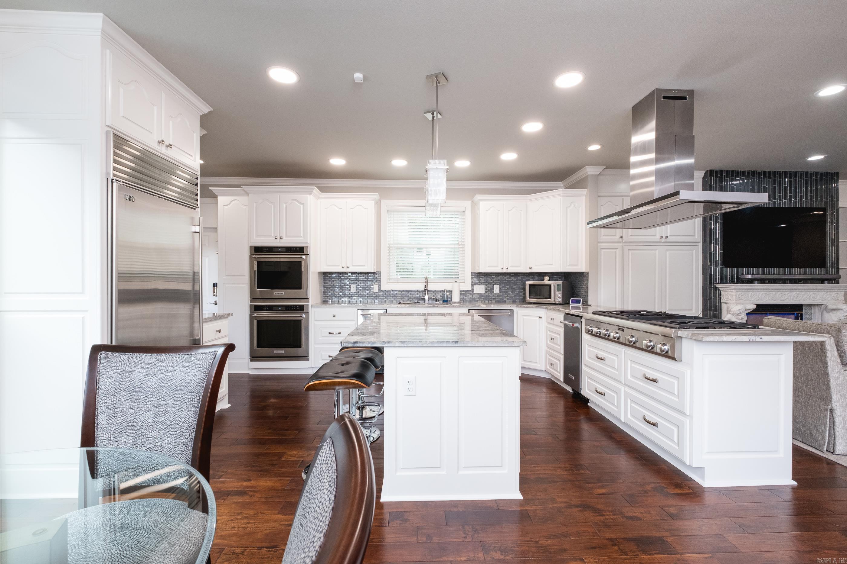 SHADY VALLEY - Residential