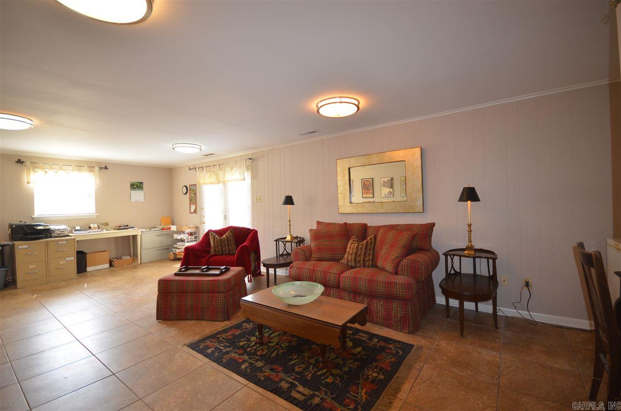 SHANNON HILLS s - Residential