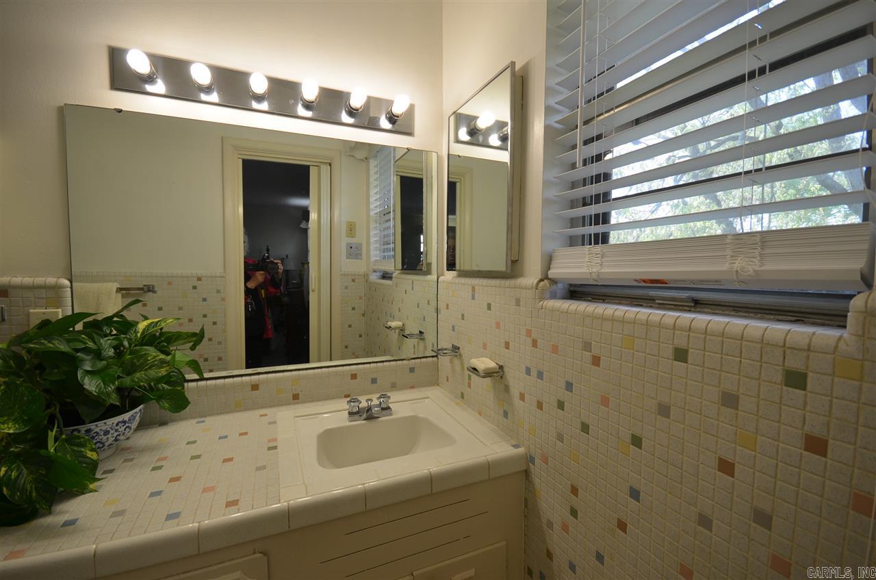 SHANNON HILLS s - Residential