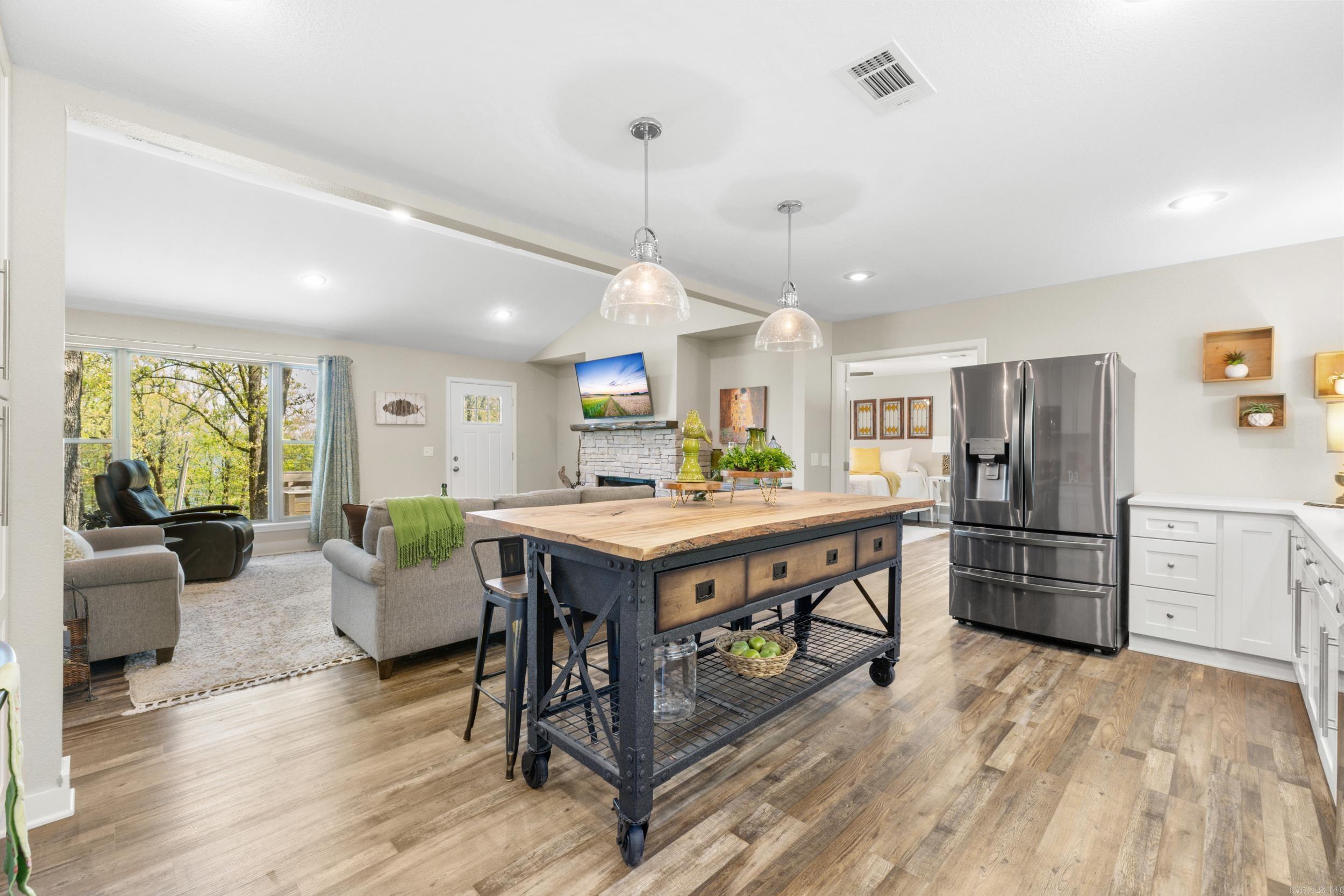 DRIFTWOOD SHORES ESTATES - Residential