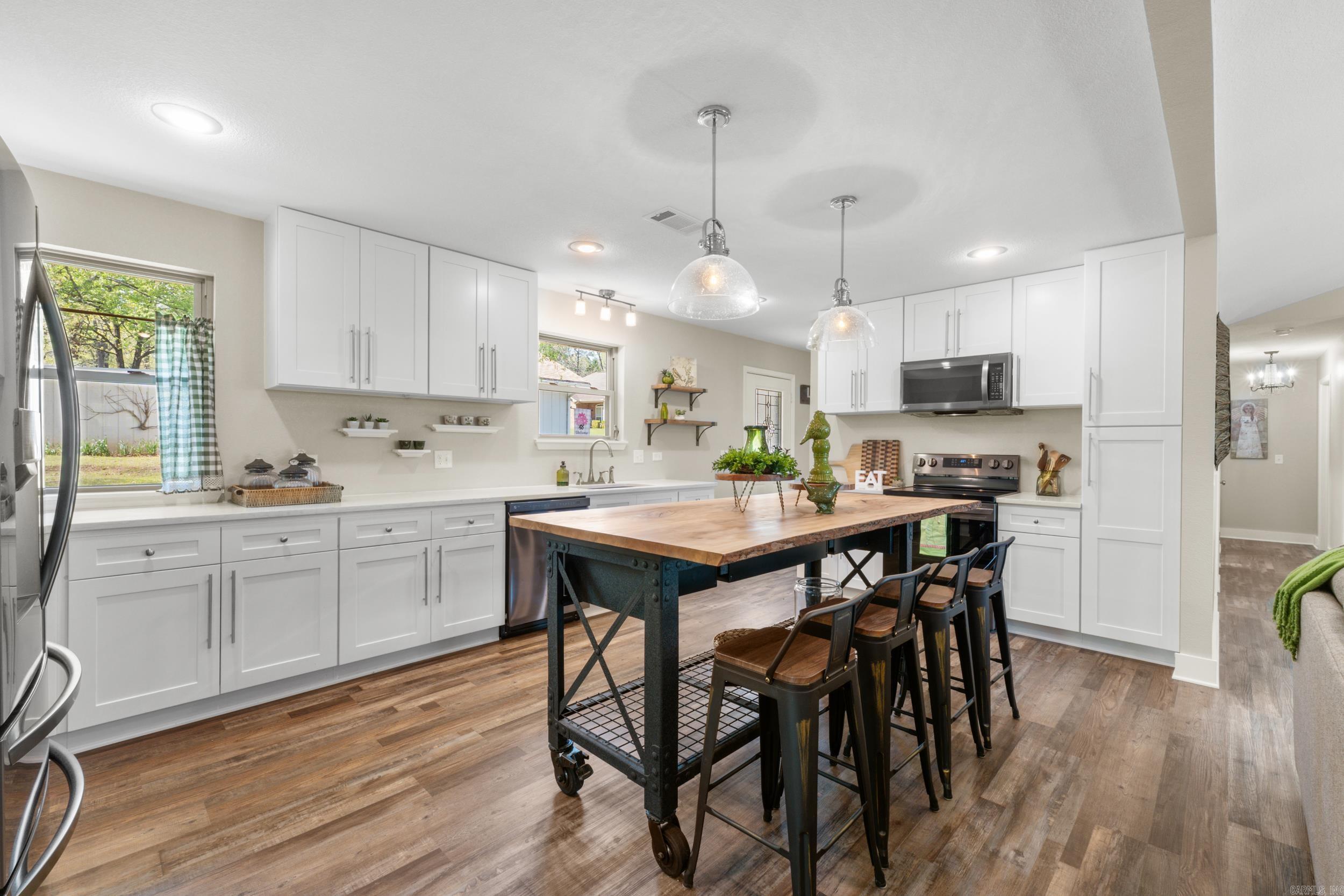 DRIFTWOOD SHORES ESTATES - Residential