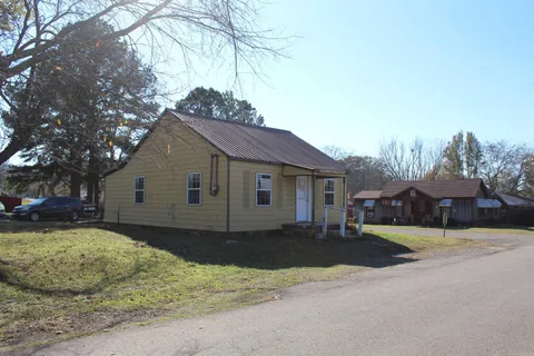 MLS: 24043460
