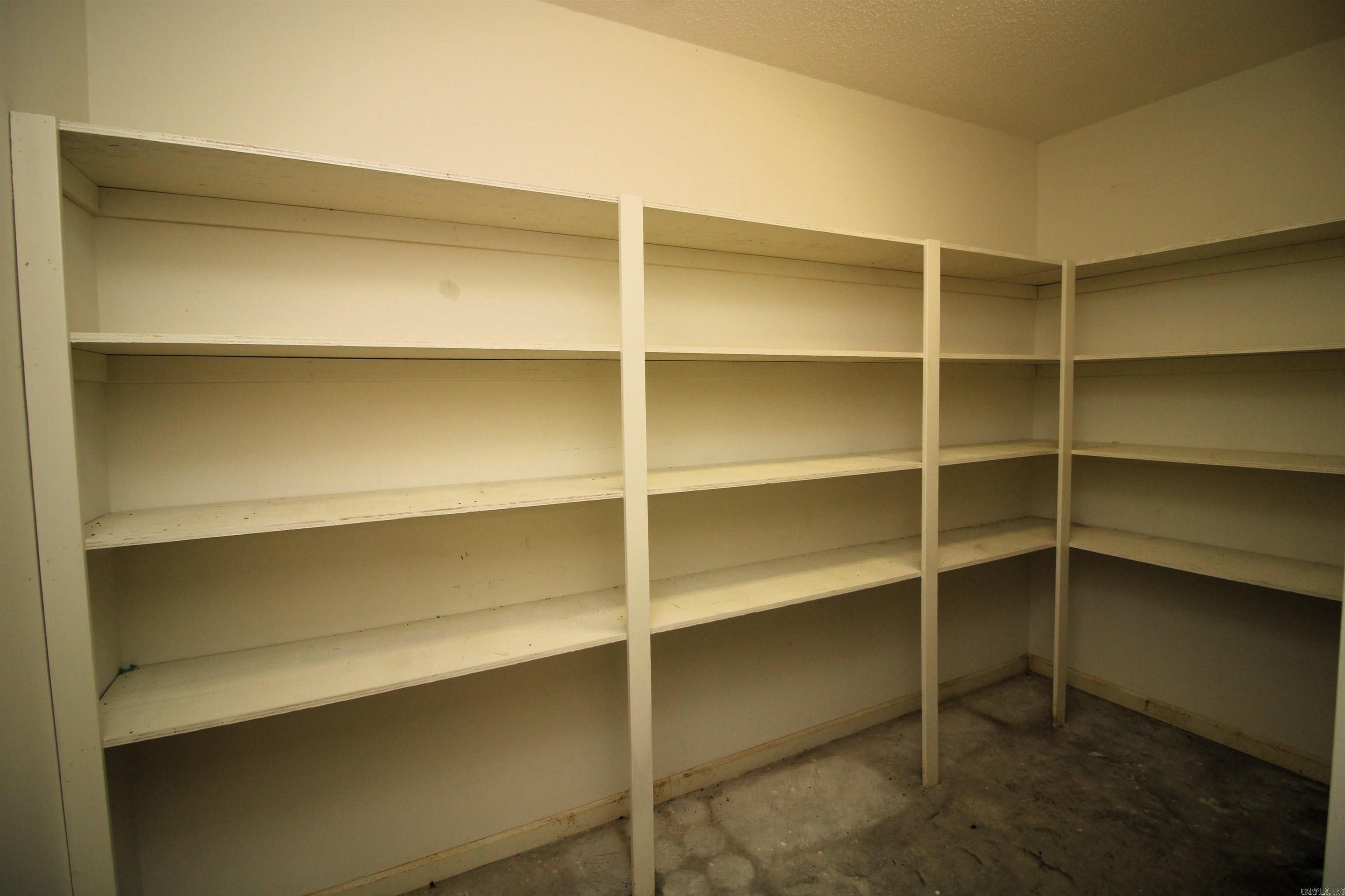 MAPLE CREEK FARMS - Residential