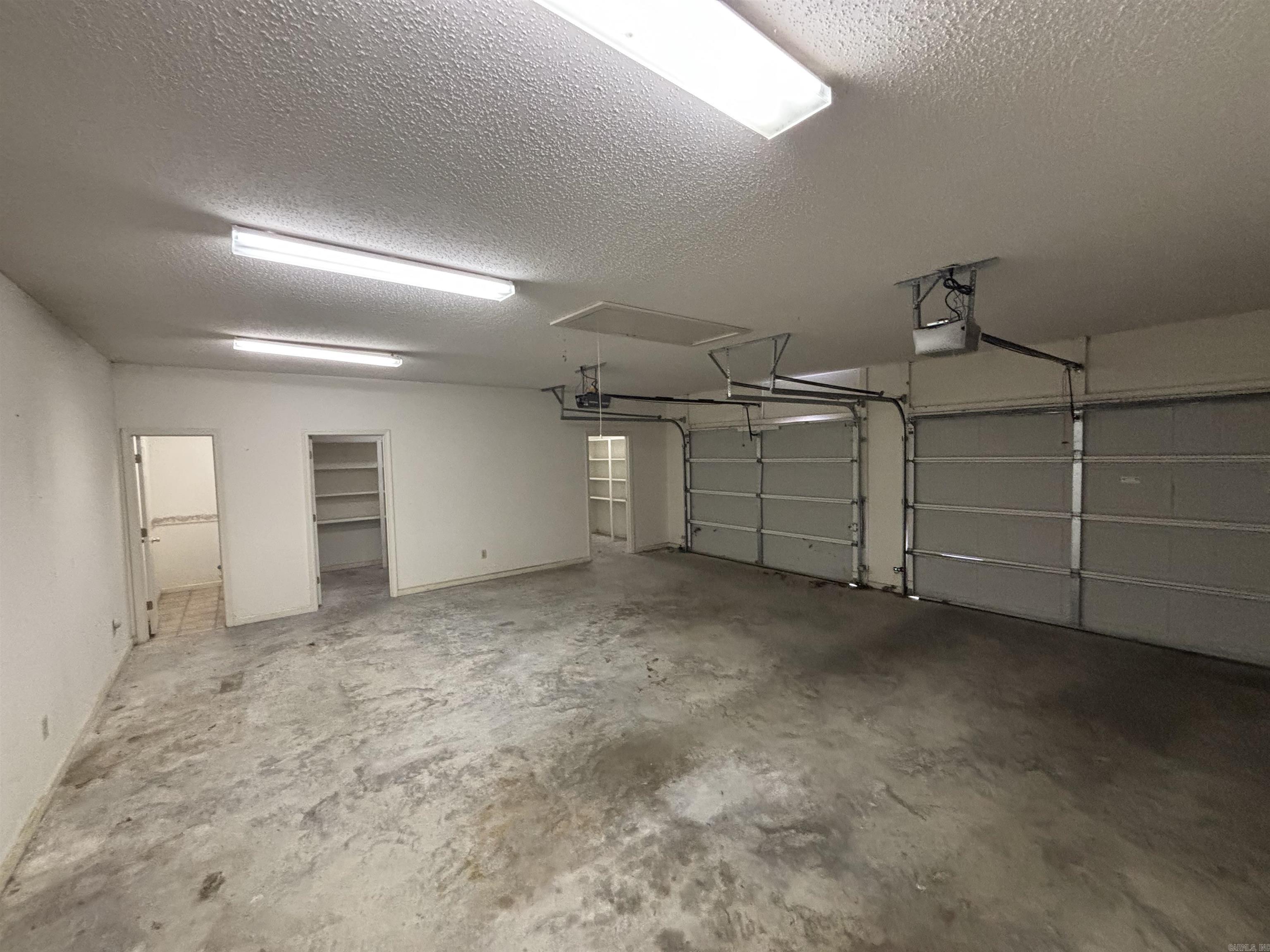 MAPLE CREEK FARMS - Residential