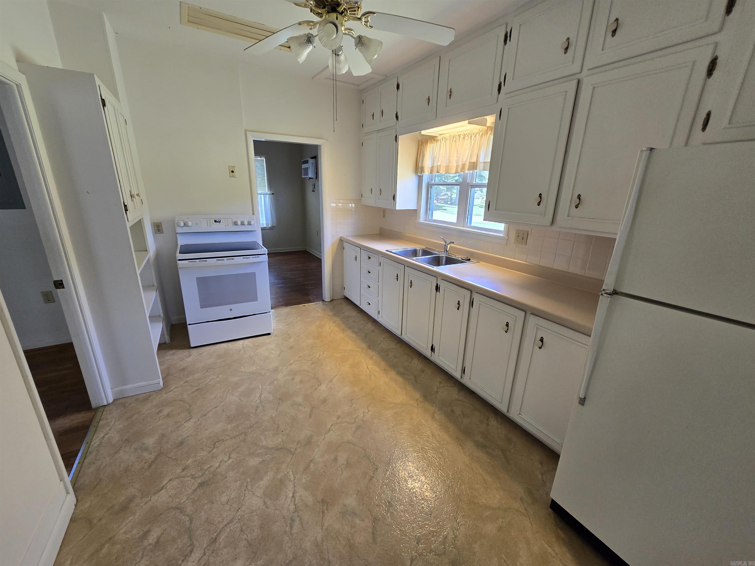 WISEMAN TERRACE ADD - Residential