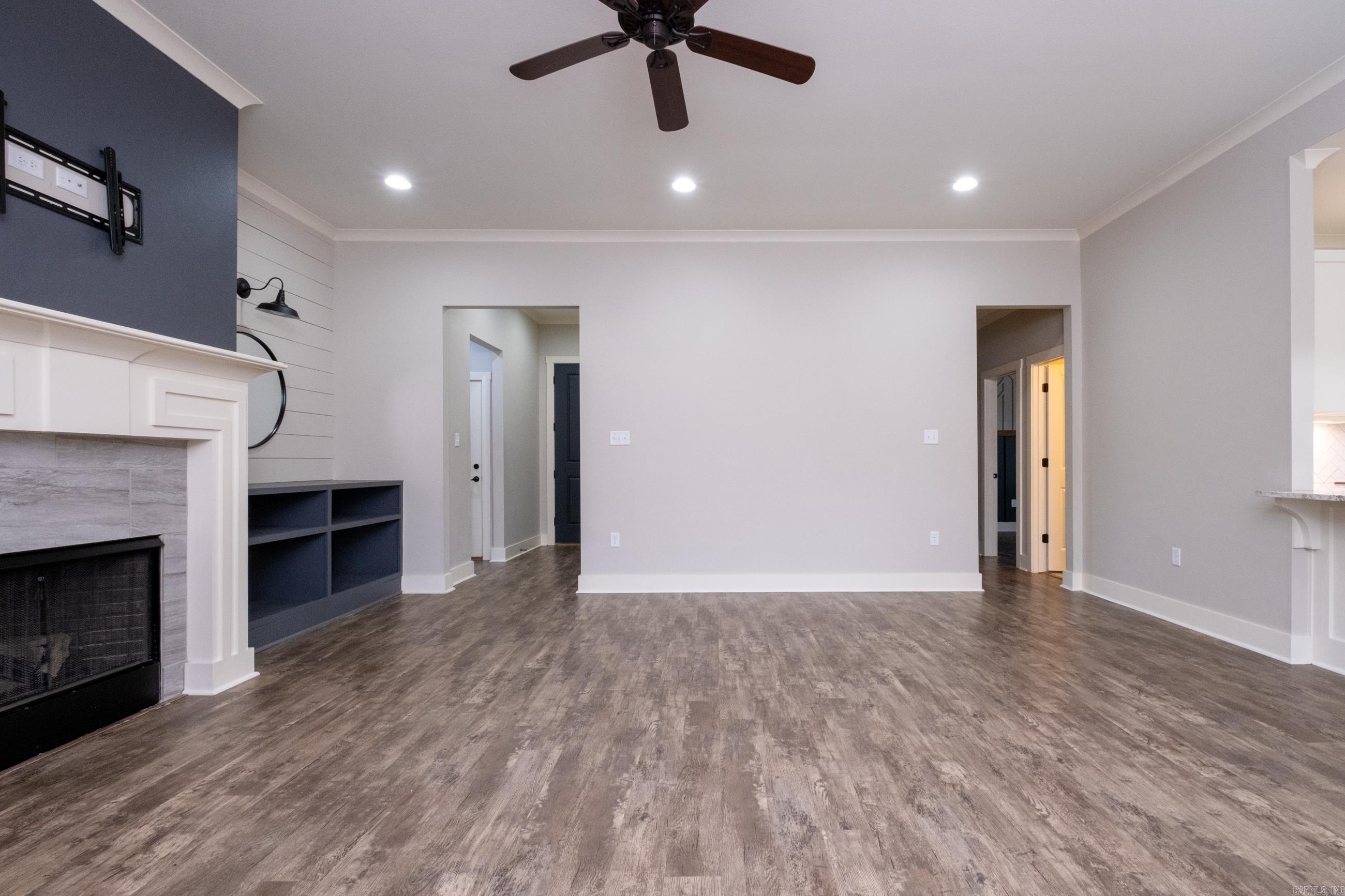 LOCHRIDGE ESTATES - Residential