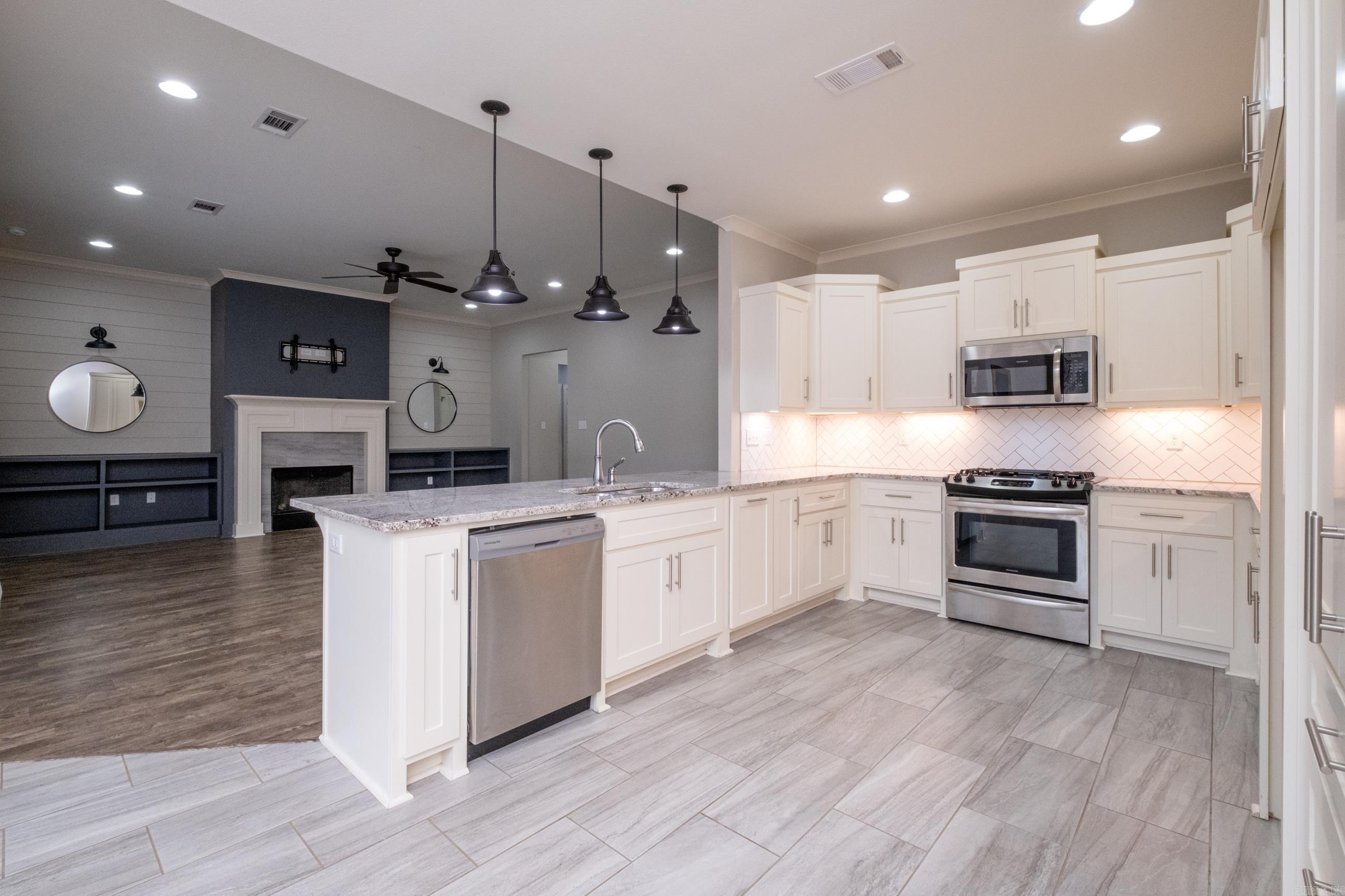 LOCHRIDGE ESTATES - Residential