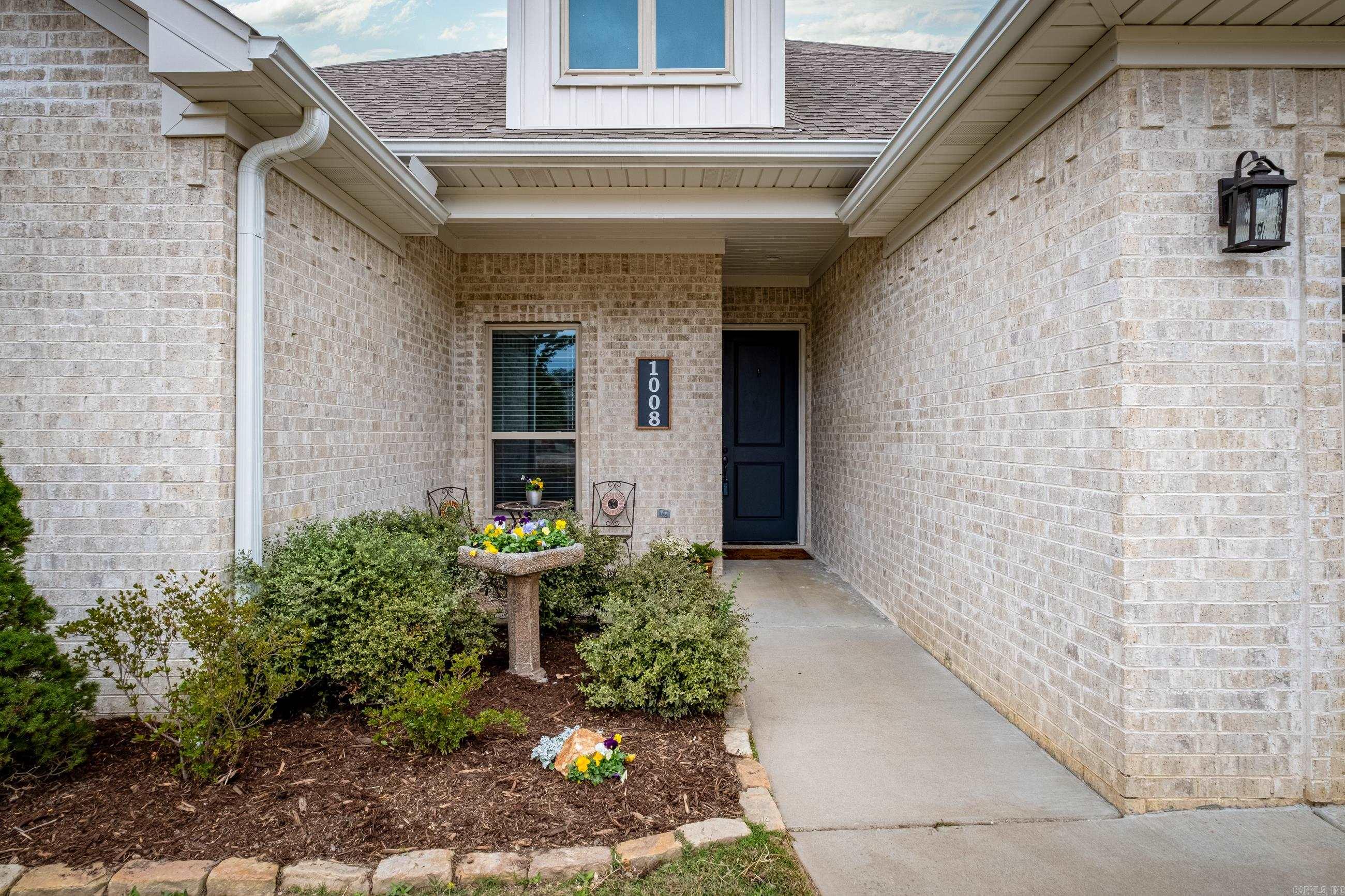 LOCHRIDGE ESTATES - Residential