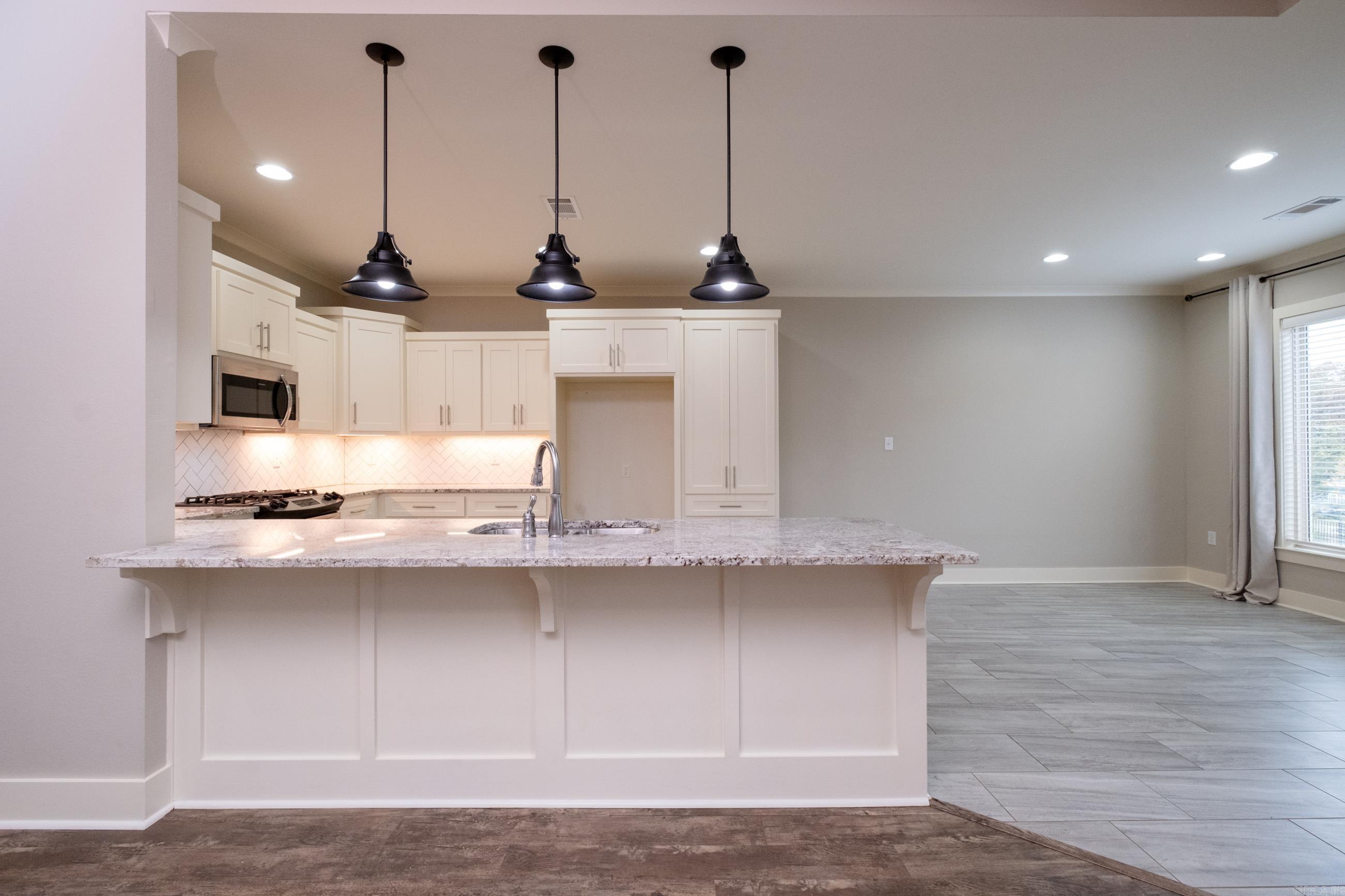 LOCHRIDGE ESTATES - Residential