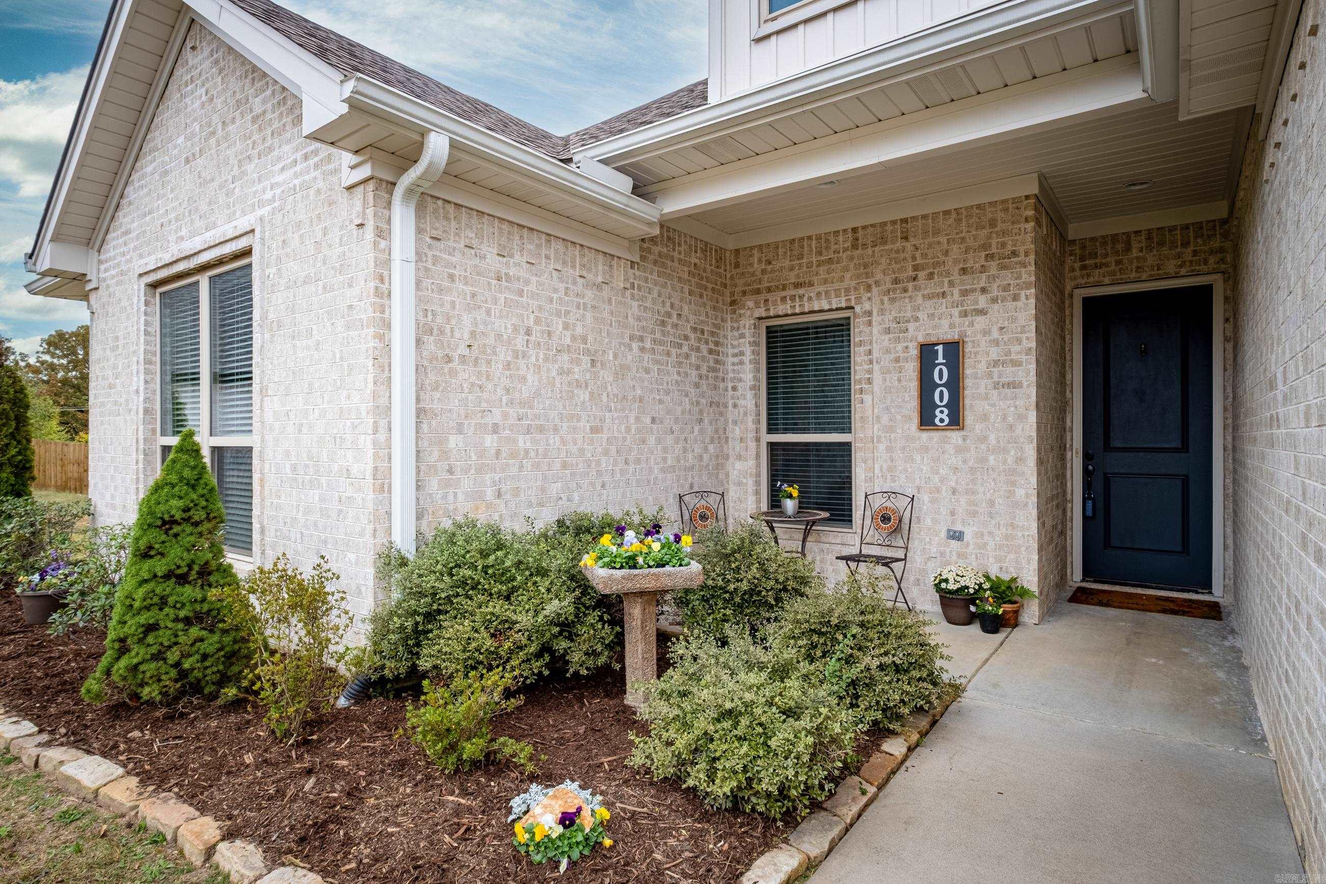 LOCHRIDGE ESTATES - Residential