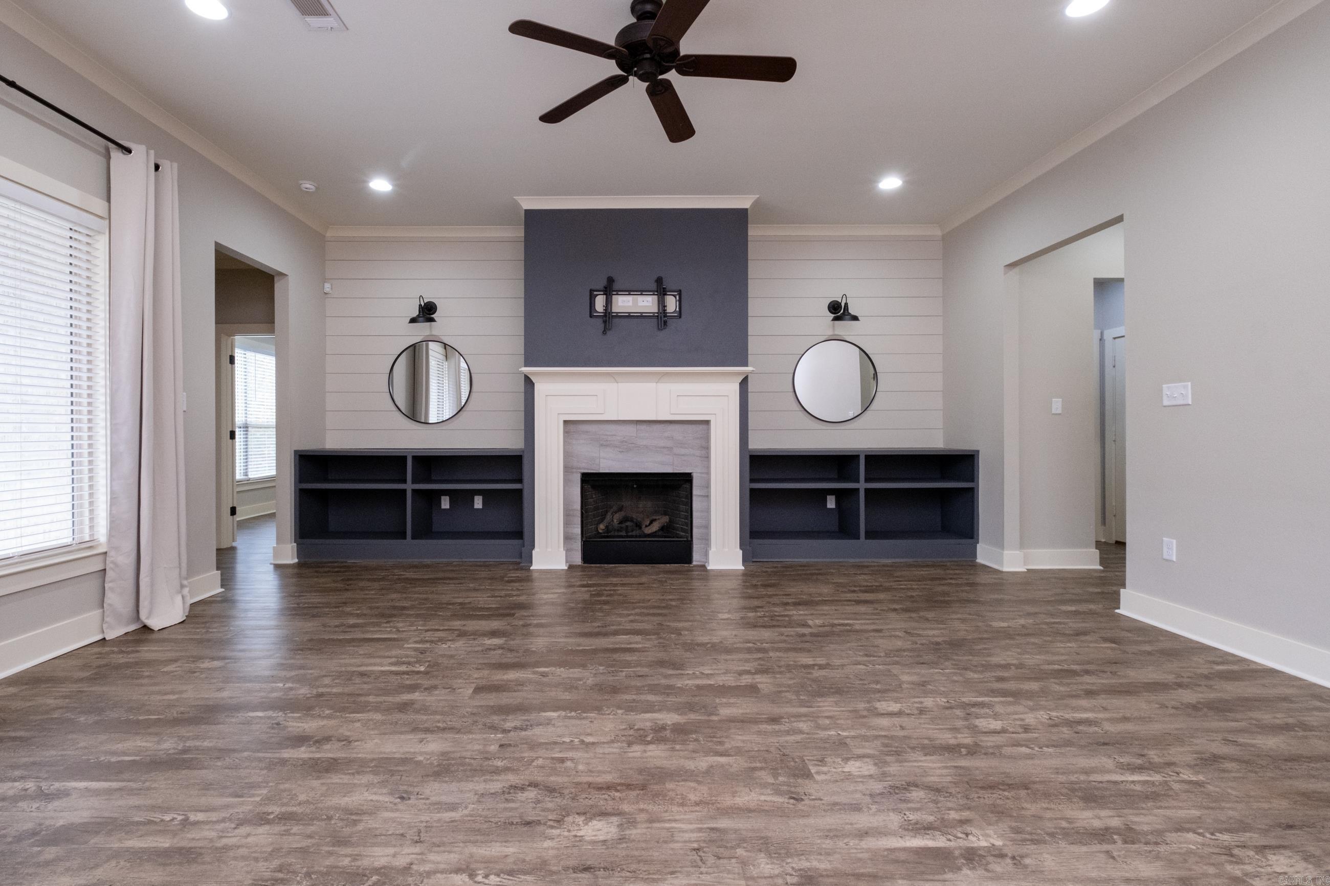 LOCHRIDGE ESTATES - Residential