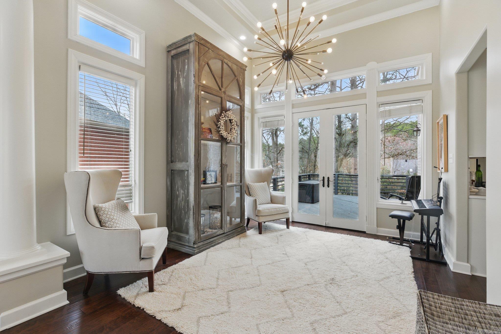 LONGLEA - Residential