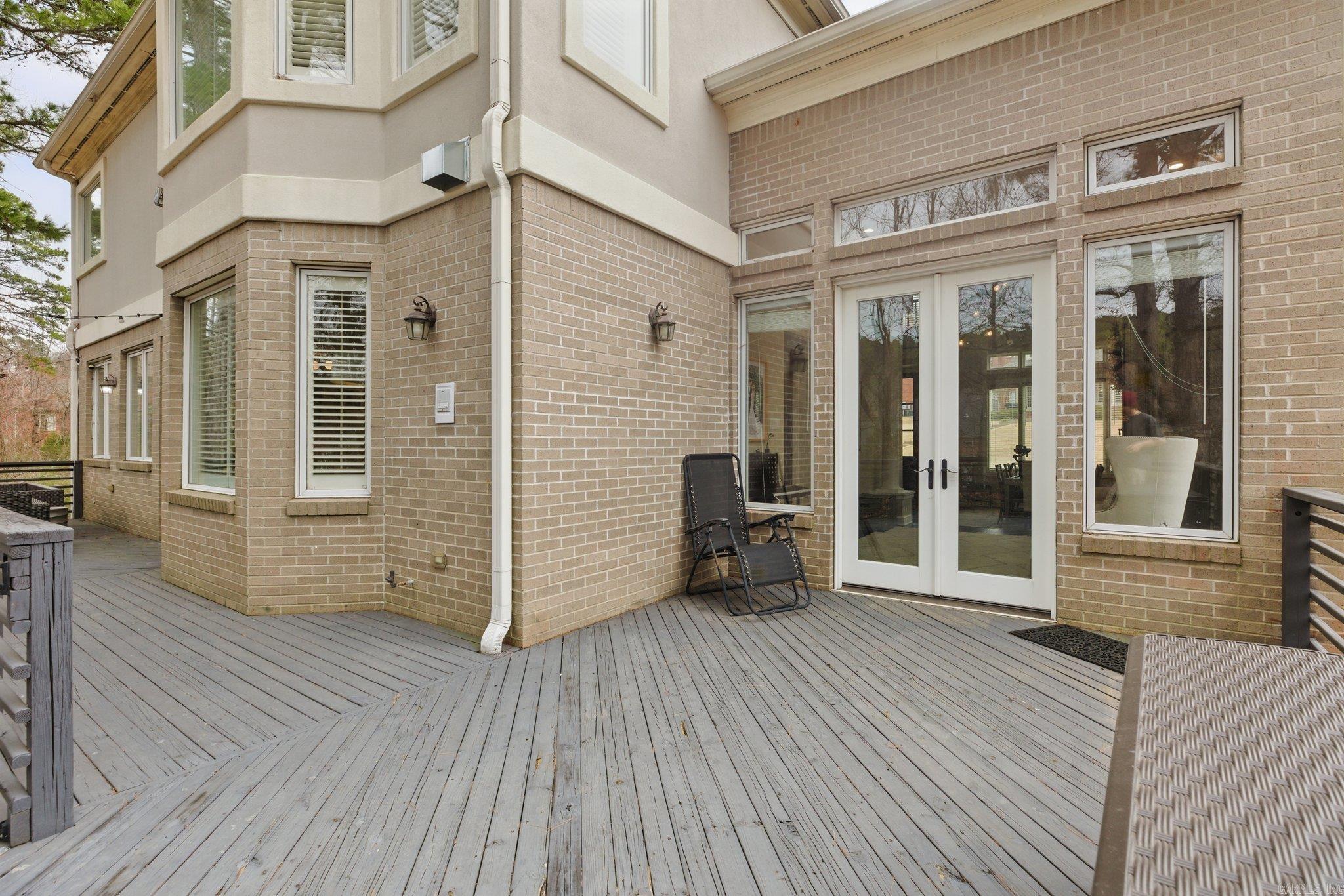 LONGLEA - Residential