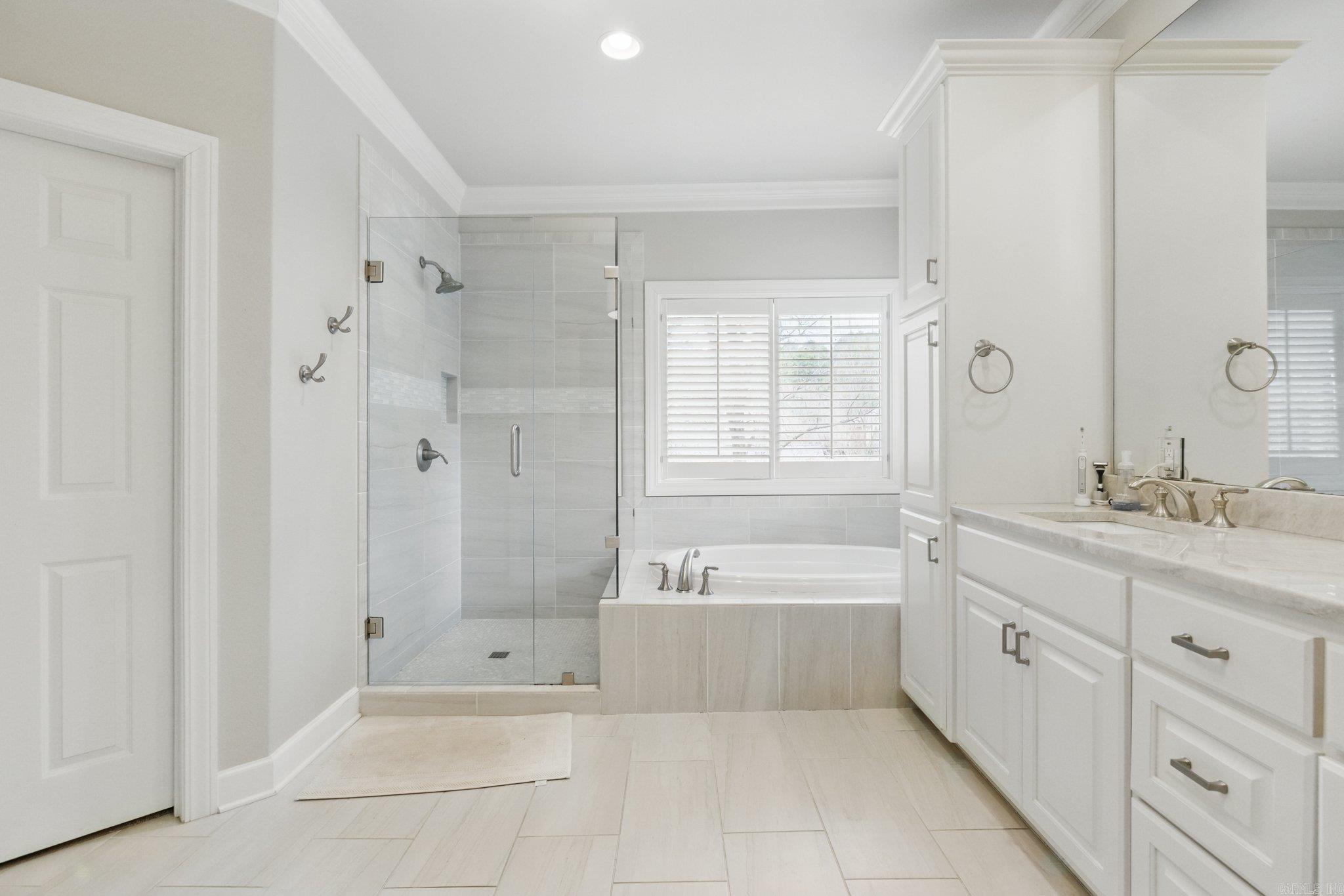 LONGLEA - Residential