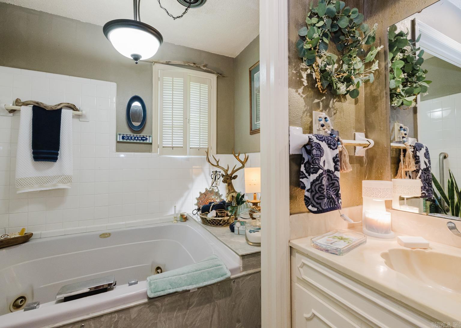 AUBREY ALLEN - Residential