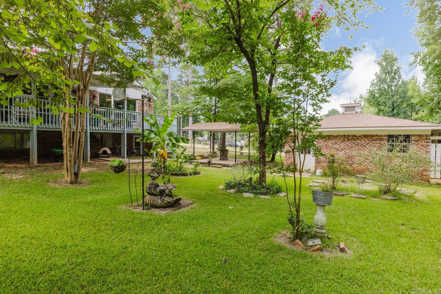 AUBREY ALLEN - Residential