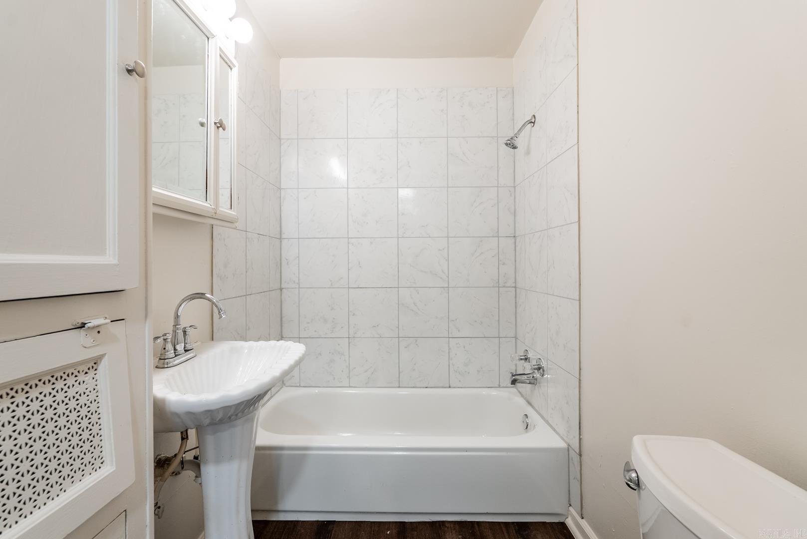 CHERRY & COX - Residential